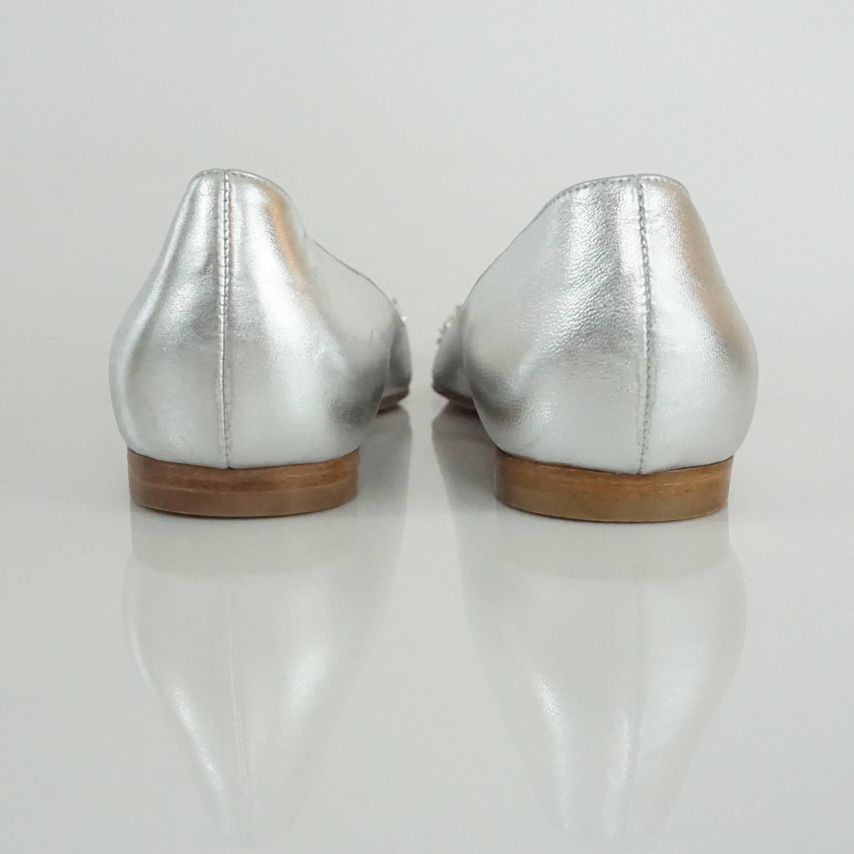 Women's Manolo Blahnik Silver Leather Flats with Rhinestone and Pearl Detail - 40