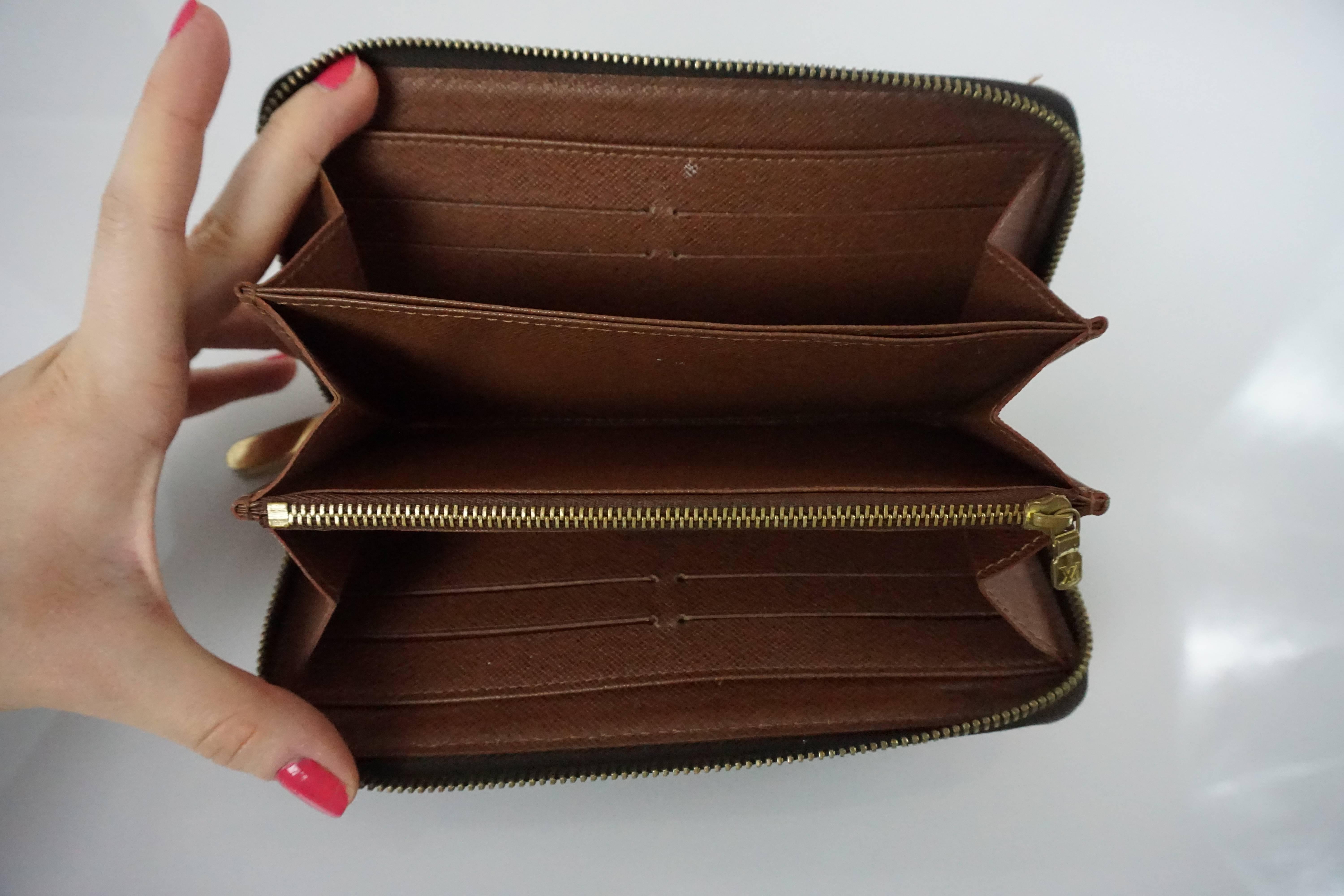 Women's or Men's Louis Vuitton Brown Monogram Stephen Sprouse Floral Wallet - 2009