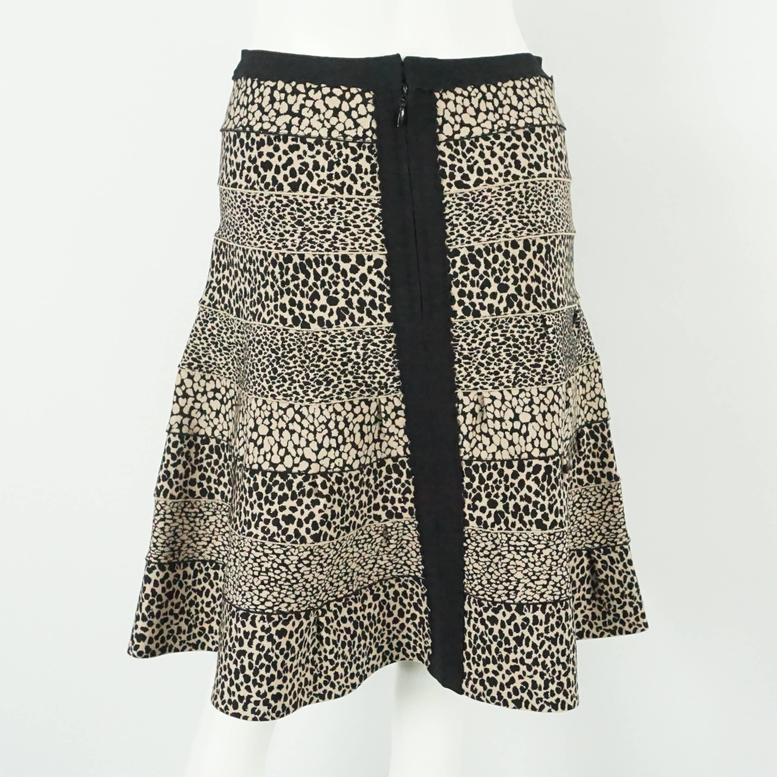 Herve Leger Black and Tan A-Line Bandage Animal Print Knit Skirt - M In Excellent Condition In West Palm Beach, FL