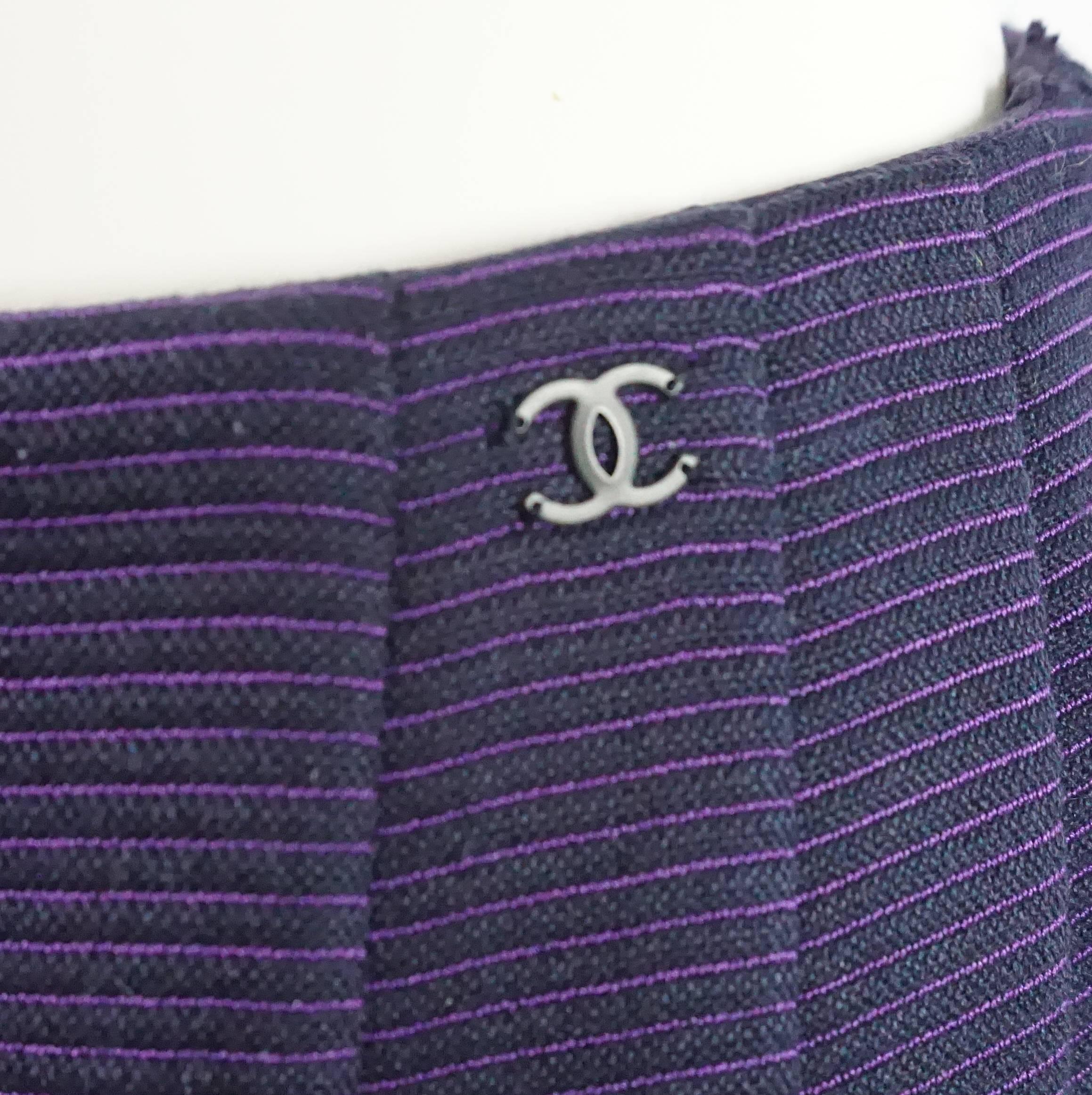 Chanel Spring 2001 Purple Two Toned Wool/Silk Blend Ribbed Skirt - Taille 40 Pour femmes en vente