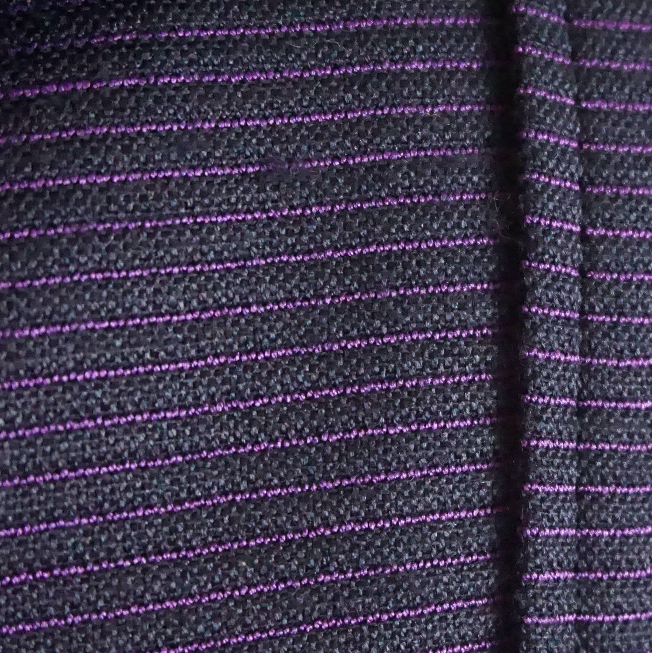 Chanel Spring 2001 Purple Two Toned Wool/Silk Blend Ribbed Skirt Suit - Size 40 For Sale 2
