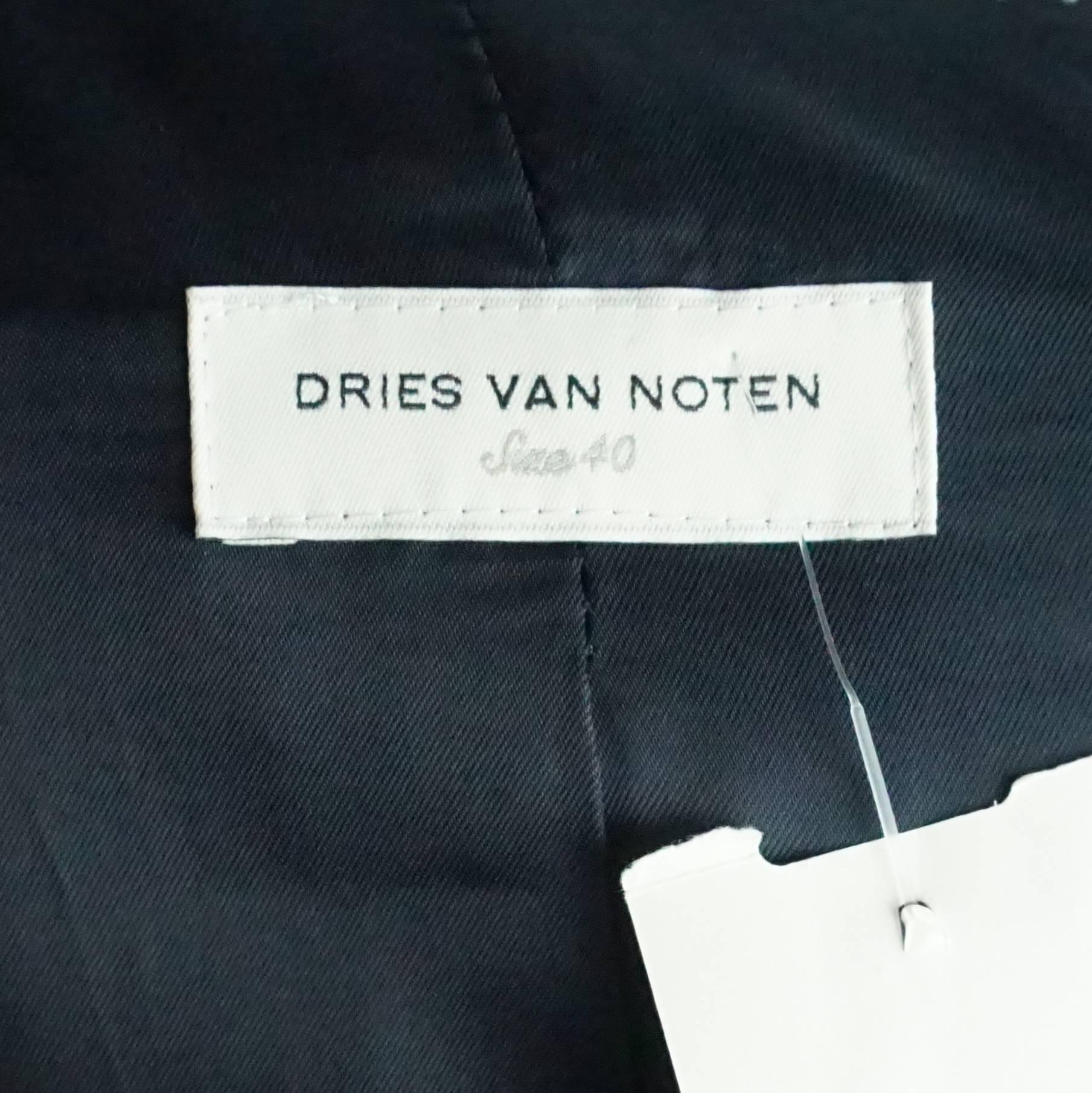 Dries Van Noten Black and Off White Herringbone Wool Jacket - 40 In Excellent Condition In West Palm Beach, FL