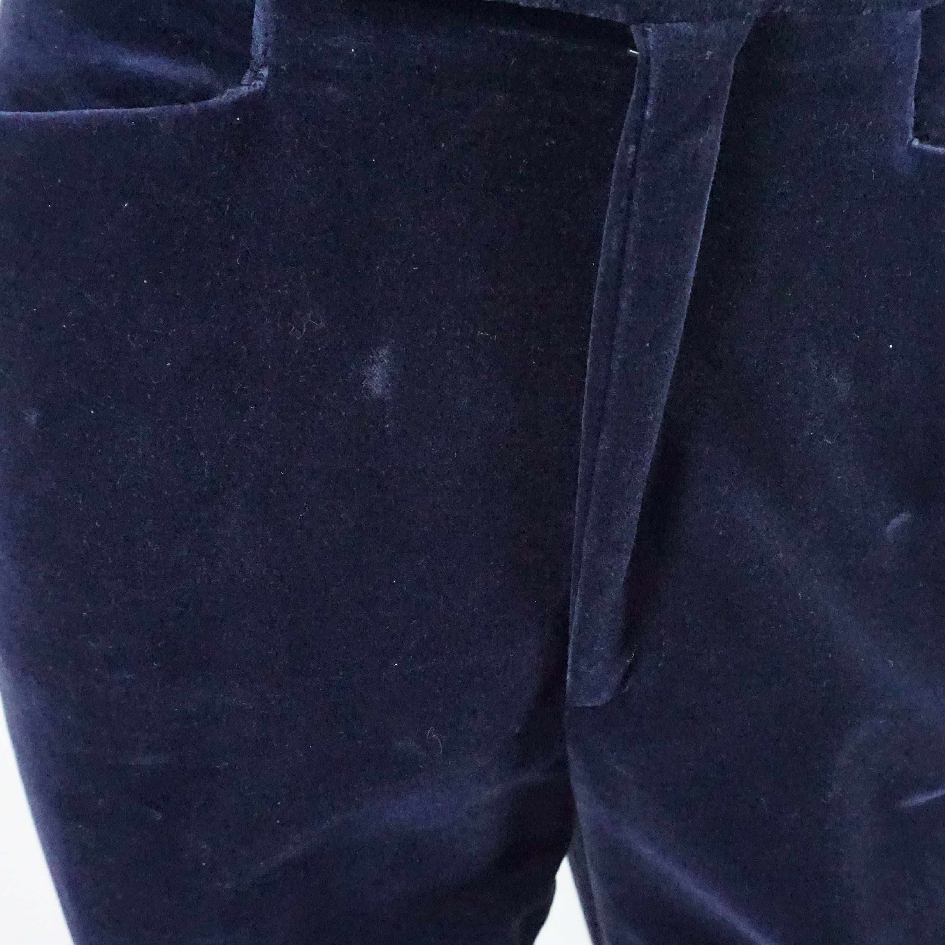 Gucci Navy Velvet High Waisted Pants with Silk Sides - 42 - 1990's  In Good Condition For Sale In West Palm Beach, FL