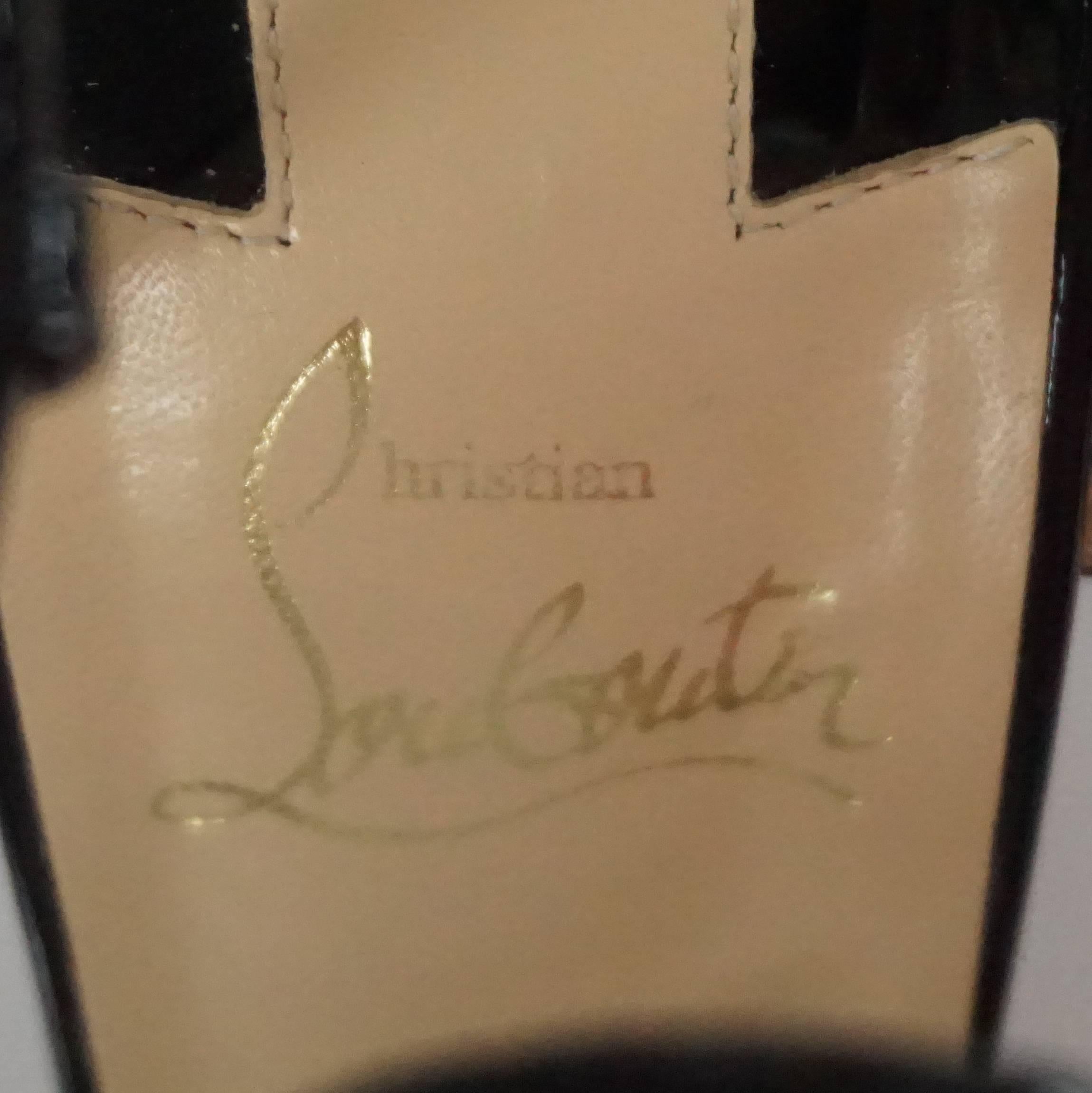 Christian Louboutin Black and Pink PVC Cora Heart Heels - 37 In Excellent Condition In West Palm Beach, FL
