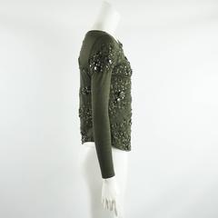 Top de Cachemira Verde Ejército con Muchas Cuentas Akris - 8