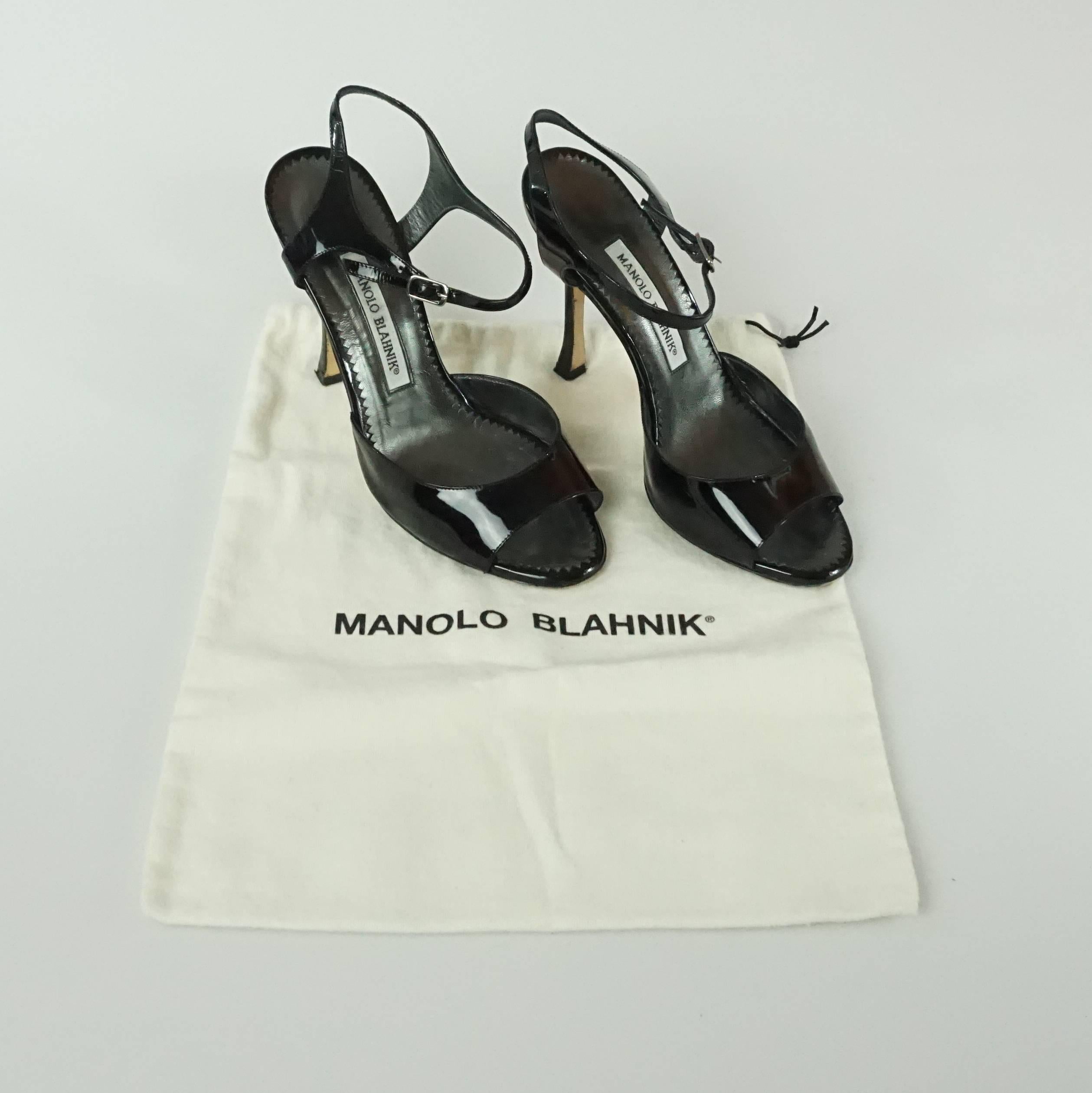 Women's Manolo Blahnik Black Open-Toe Heels with Ankle Strap - 37