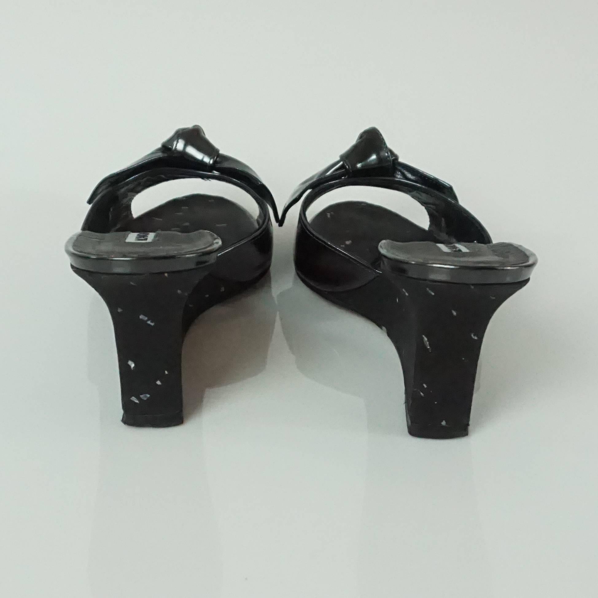 Women's Manolo Blahnik Black Patent Cork Wedges - 37