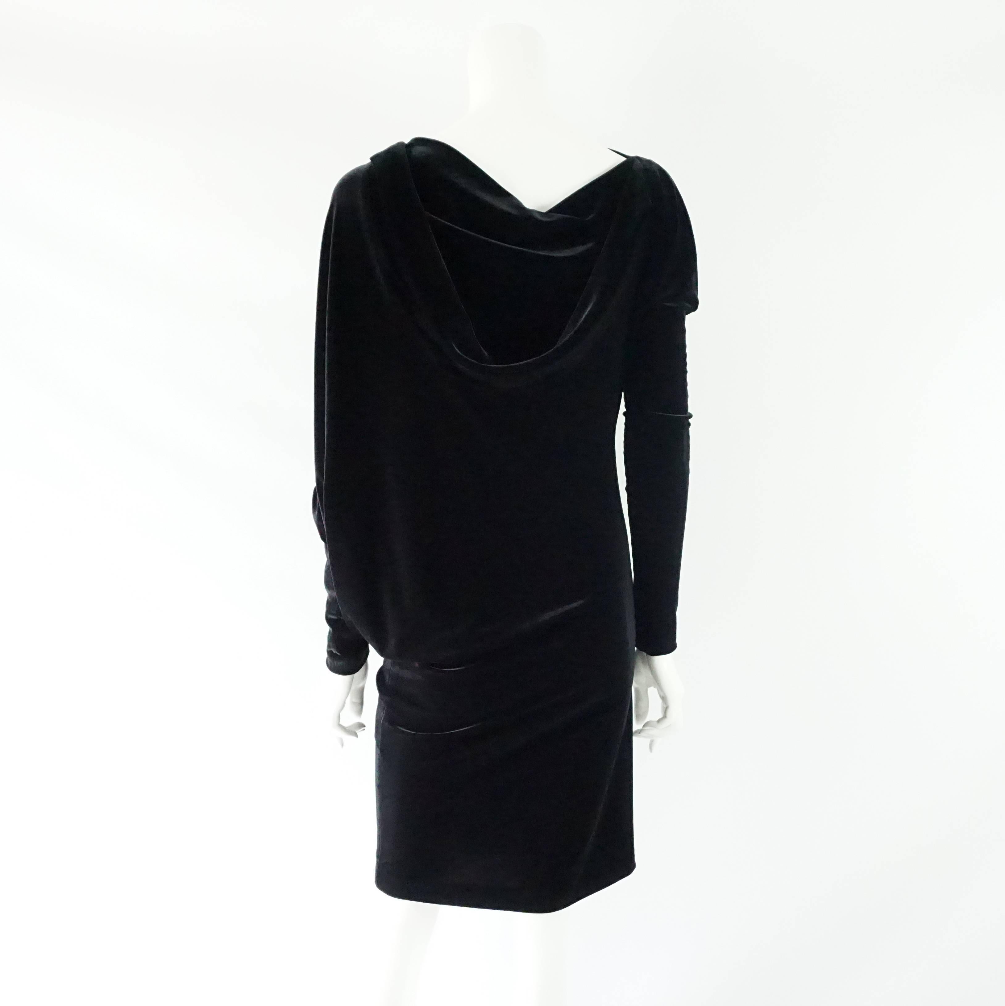Noir Talbot Runhof - Robe asymétrique en velours noir, taille L en vente