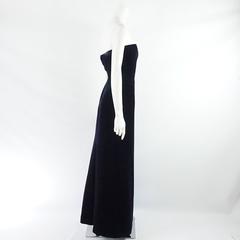 Oscar de la Renta Navy Velvet Strapless Gown - 12