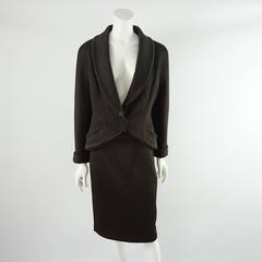 Fendi Chocolate Brown Ribbed Skirt Suit with Fisher Fur Collar - 44 - 1970's