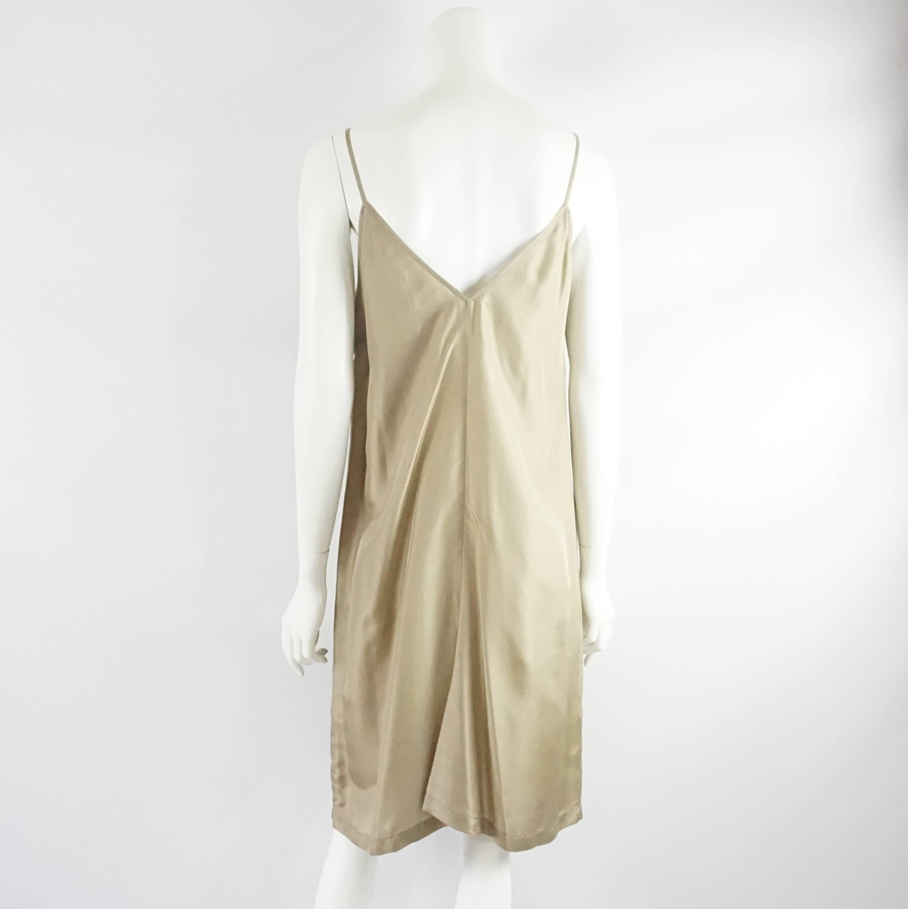 Beige Dries Van Noten - Robe-culotte taupe en soie - 42 en vente