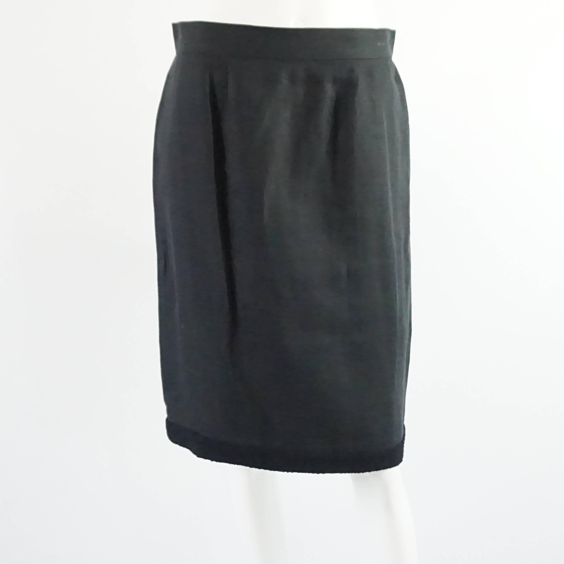 Chanel Printemps 1994 Combinaison jupe croisée en lin et laine noire - Taille 40 en vente 2