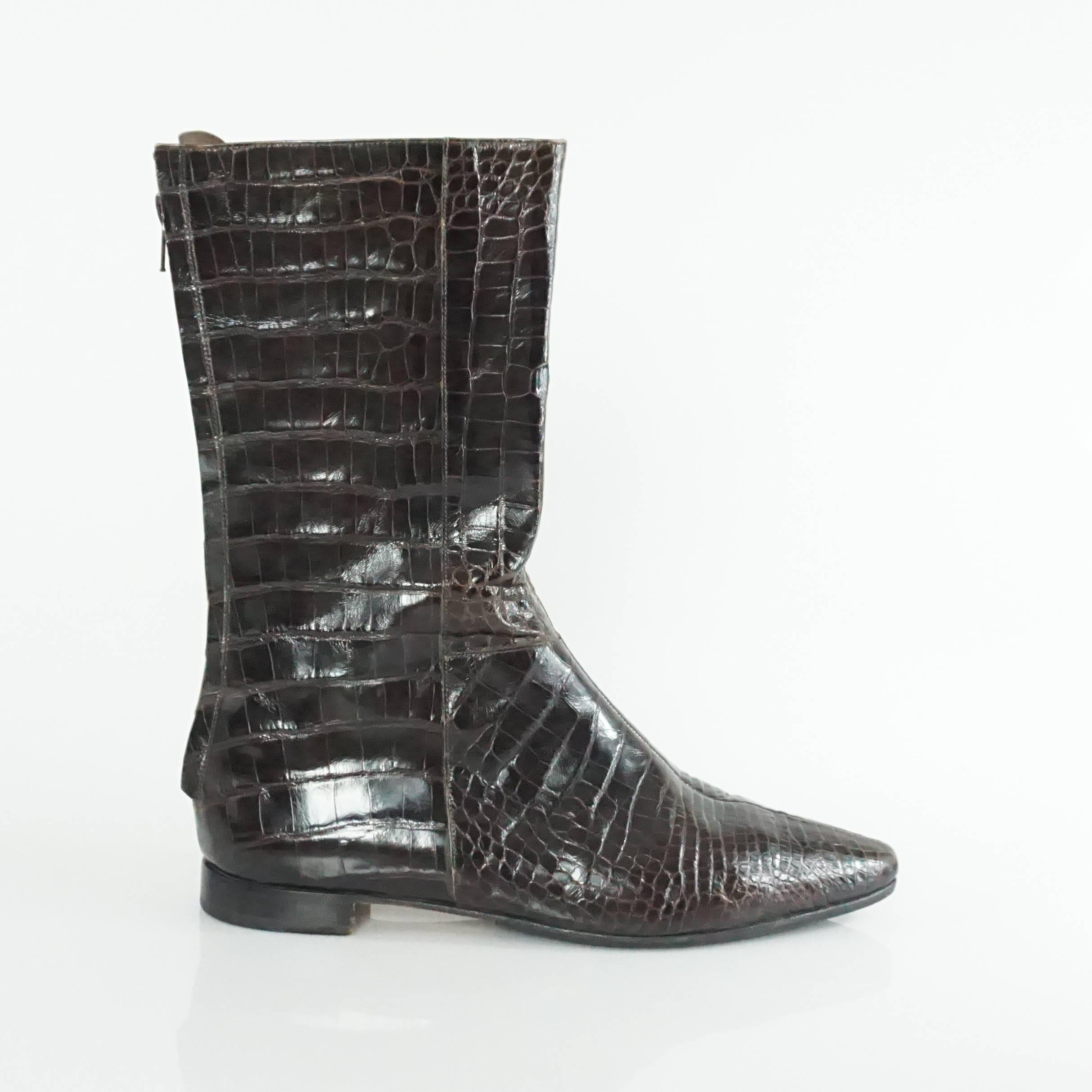 Manolo Blahnik Chocolate Brown Alligator Short Boot - 38.5  These amazing and rich looking boots are in excellent condition. These boots retailed for $8,000 and were worn only twice.

Measurements:
Boot Height: 10.5