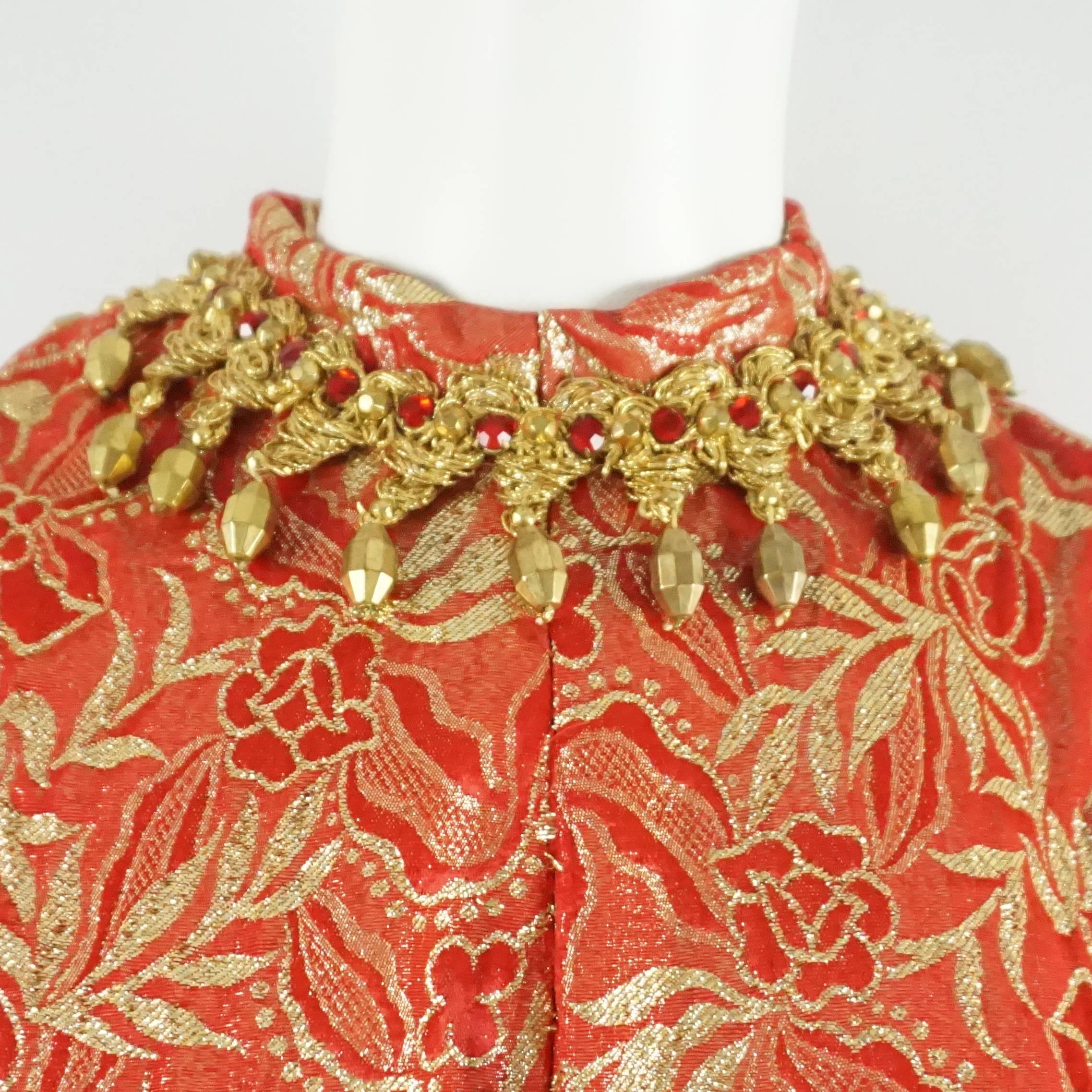 Oscar de la Renta Red and Gold Brocade Dress with Beaded Collar - M - 1990's  In Good Condition In West Palm Beach, FL