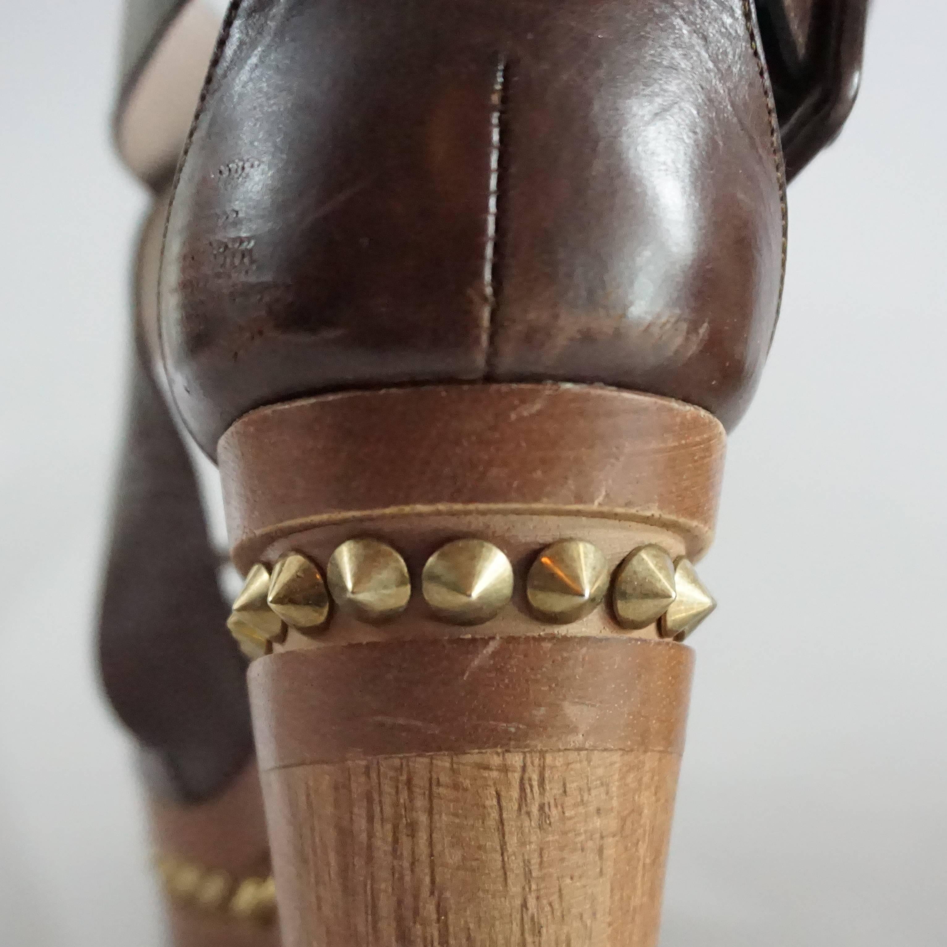 Miu Miu Brown Leather Strappy Sandal with Wood Chunky Heel - 41 2