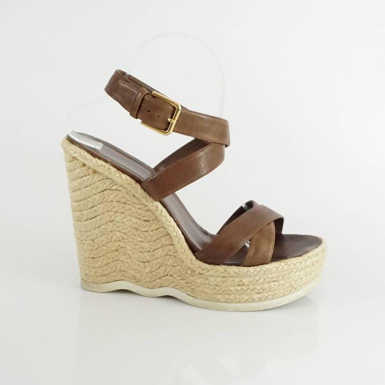 straw wedges