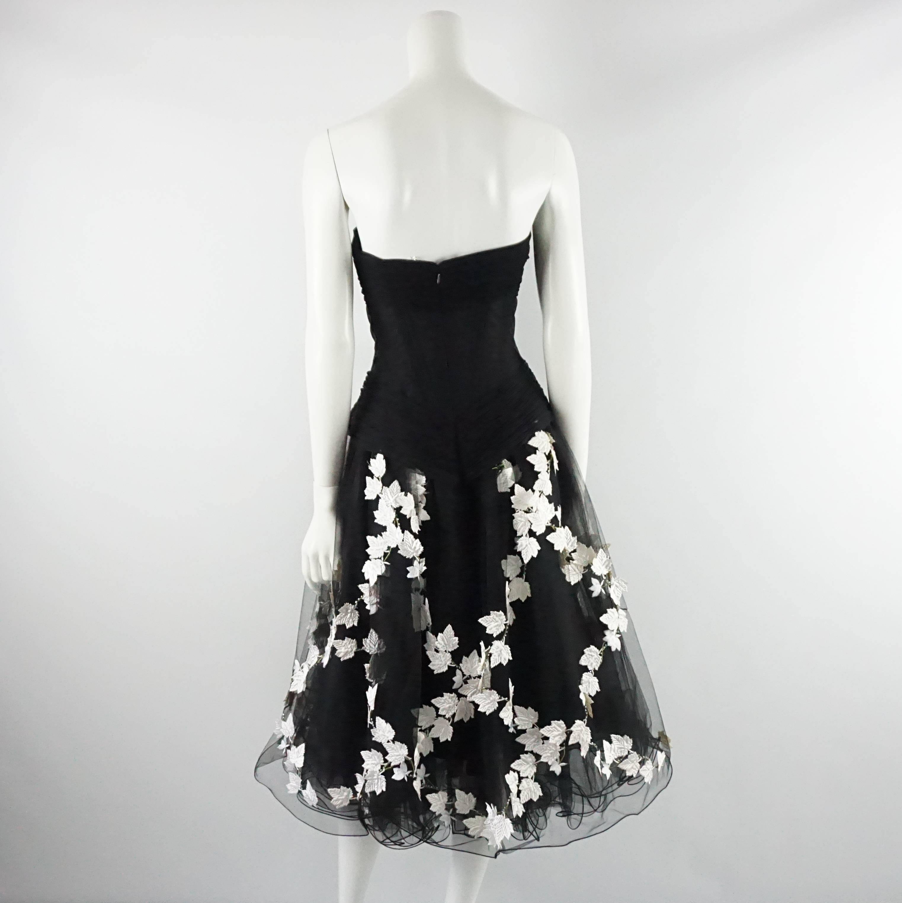 Vicky Tiel Black Mesh Strapless Dress with Leaf Detail - 6 - 1980's  In Excellent Condition In West Palm Beach, FL
