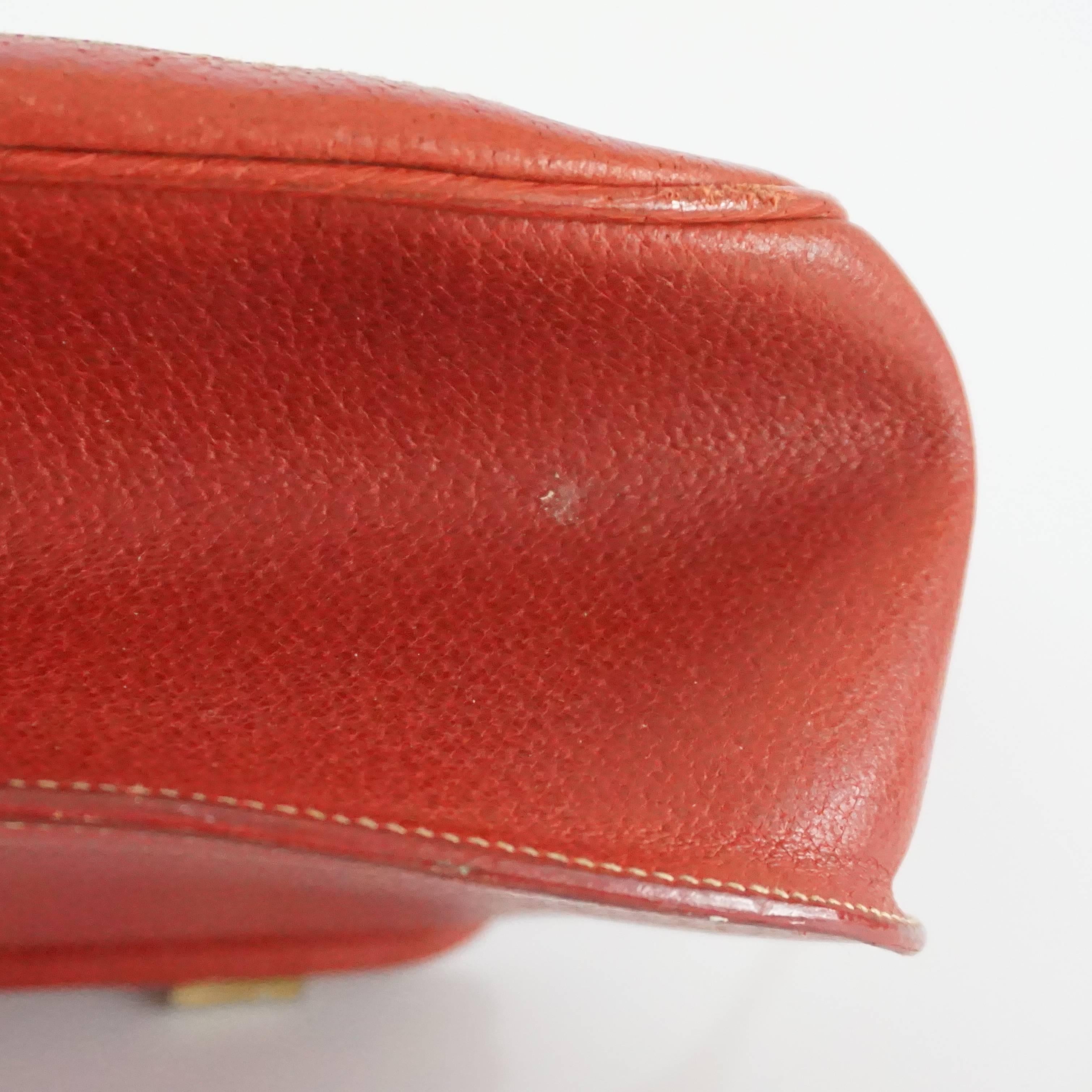 Gucci Red Leather Vintage Shoulder Bag - 1980's  2