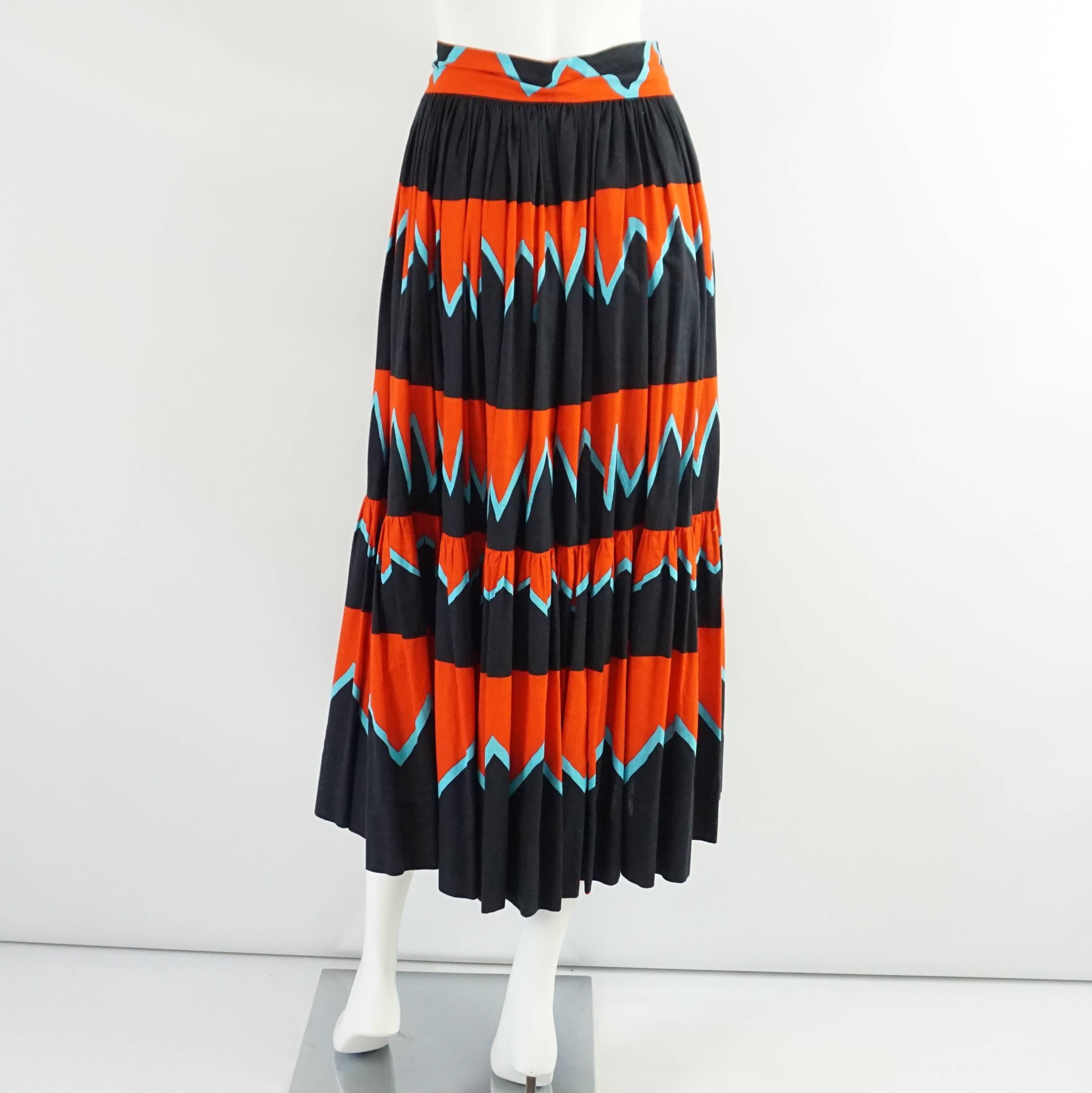Yves Saint Laurent Vintage Black and Red Chevron Cotton Skirt - 40 -Circa 1970/s In Excellent Condition For Sale In West Palm Beach, FL