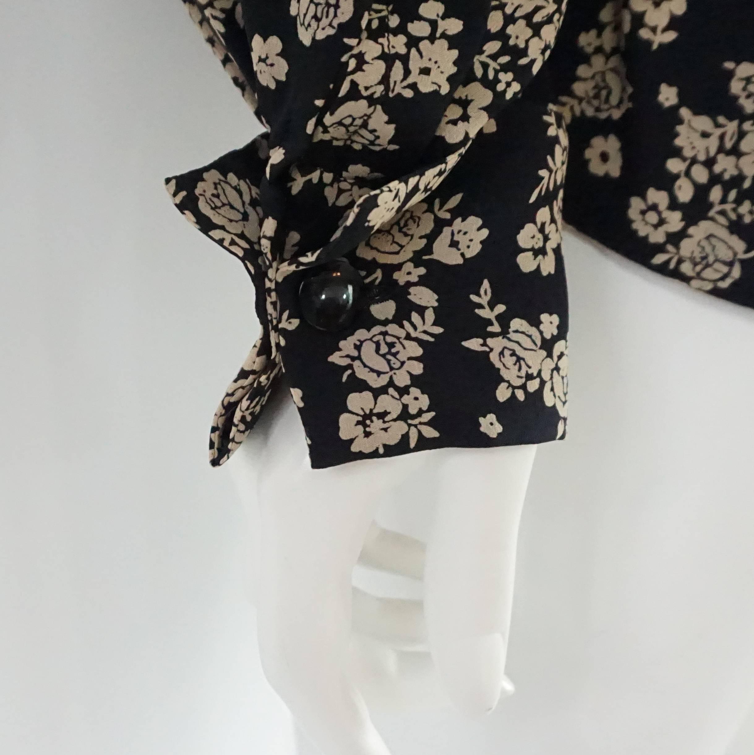Women's Valentino Black and Tan Floral Blouse with Cuff Links - L - 1980's 