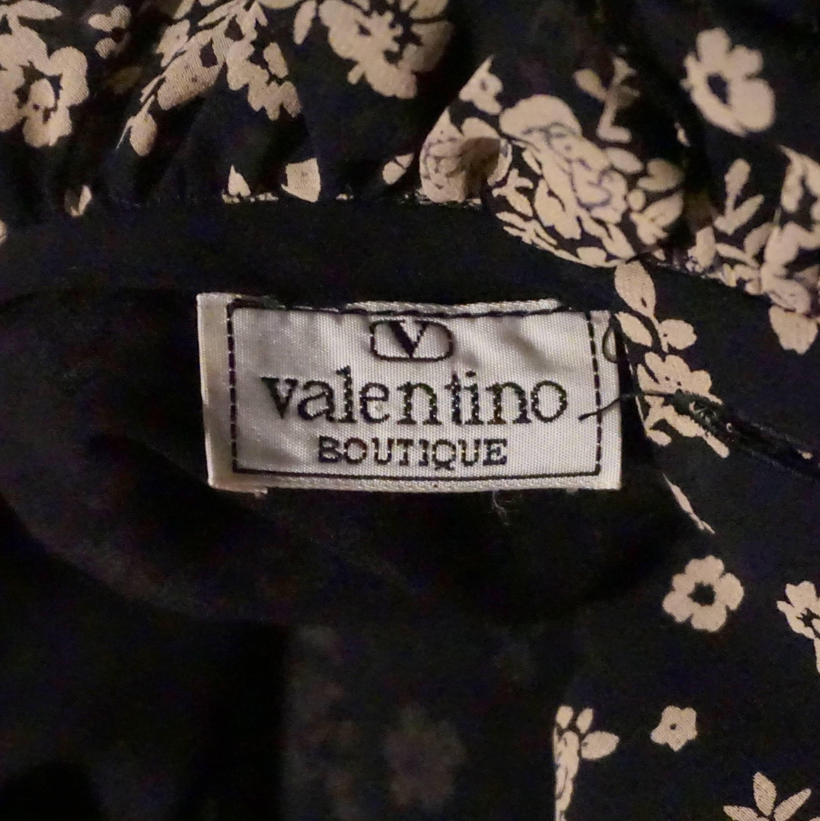 Valentino Black and Tan Floral Blouse with Cuff Links - L - 1980's  1