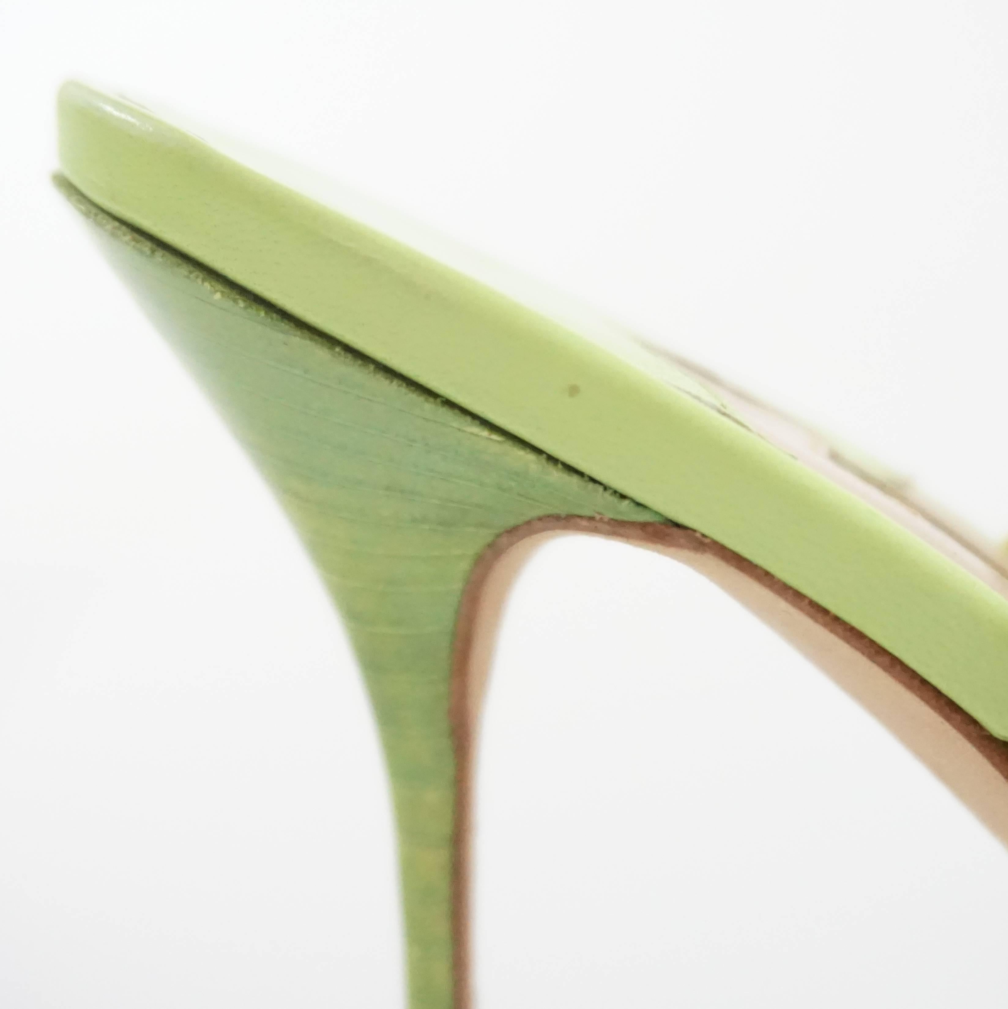 Manolo Blahnik Green Leather Double Strap Sandals - 37.5 2