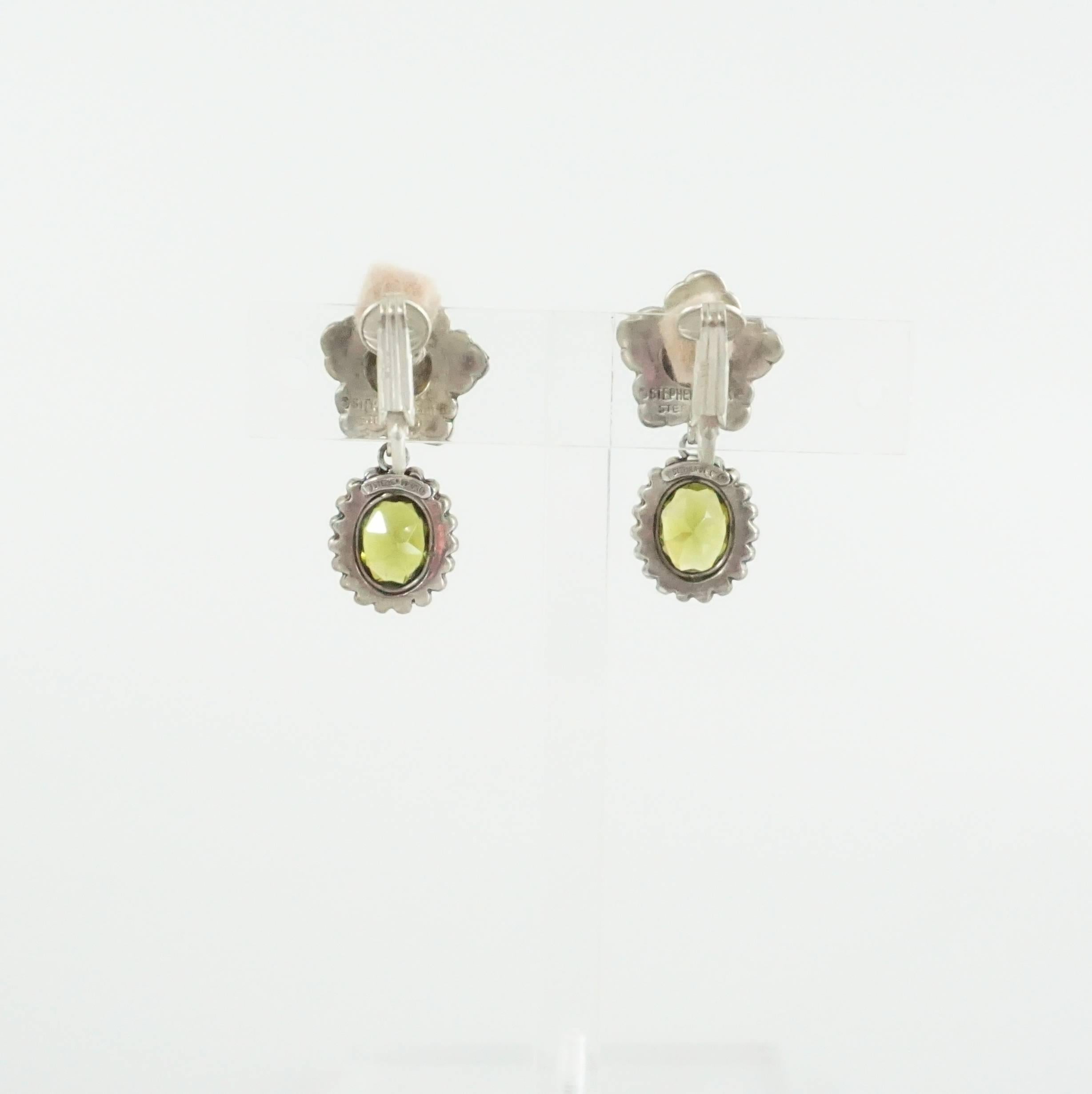 Stephen Dweck Clip-Ohrringe aus Peridot-Kristall mit Silberblume und Verzierung im Zustand „Neu“ im Angebot in West Palm Beach, FL