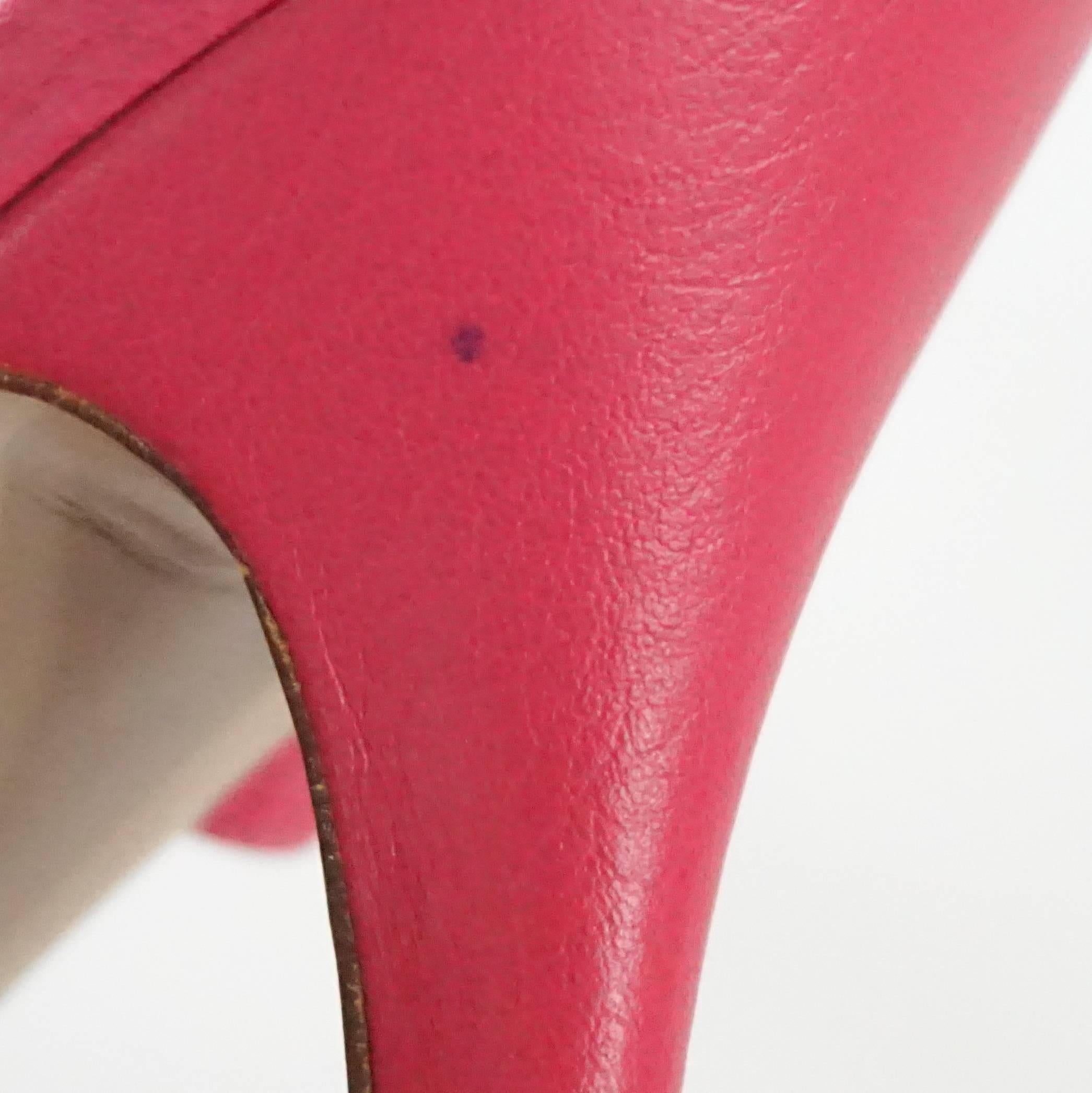 Valentino Pink Leather Bow Heels - 41 For Sale 2
