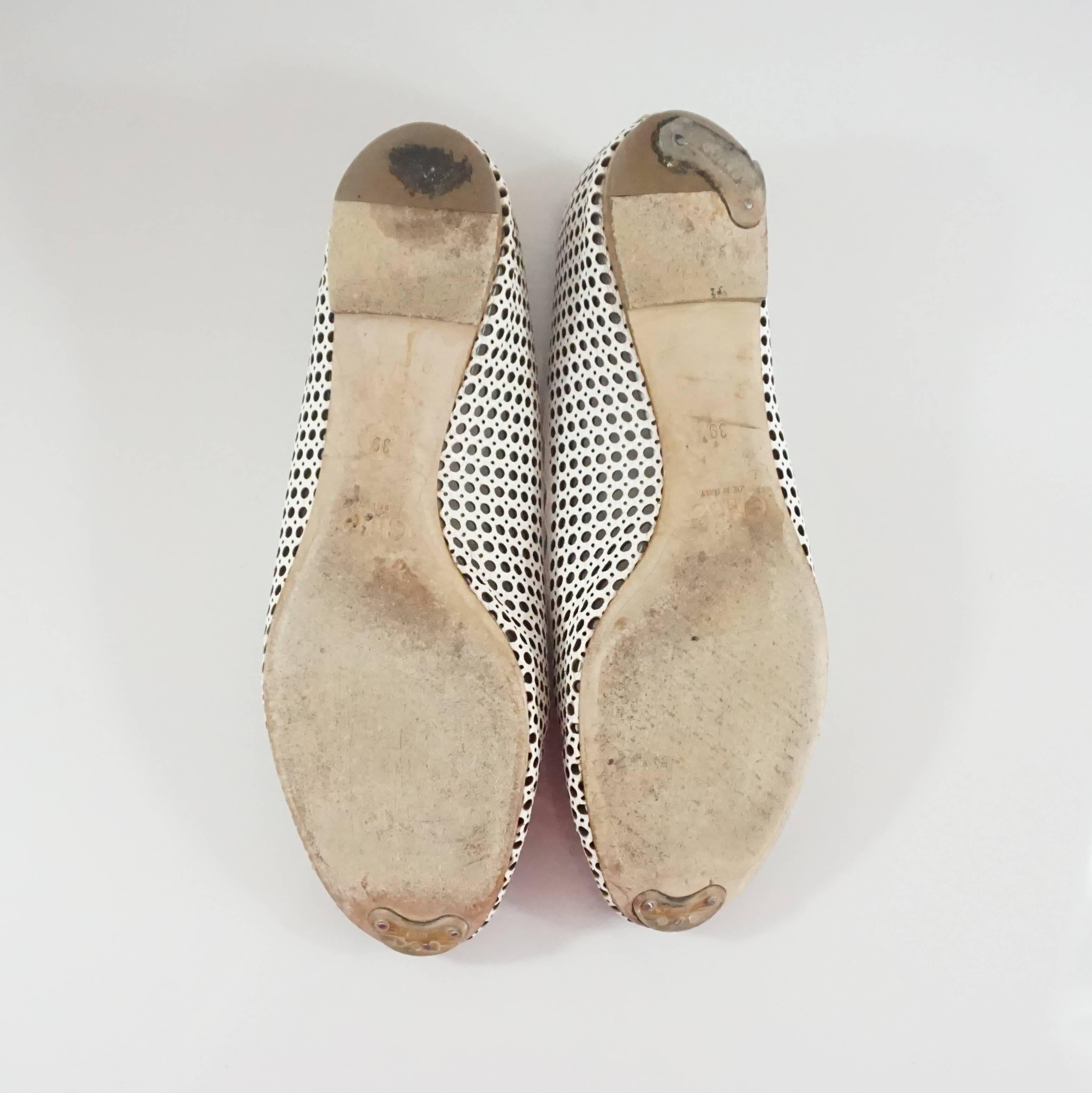 Chloe White Perforated Leather Ballet Flats – 39 1