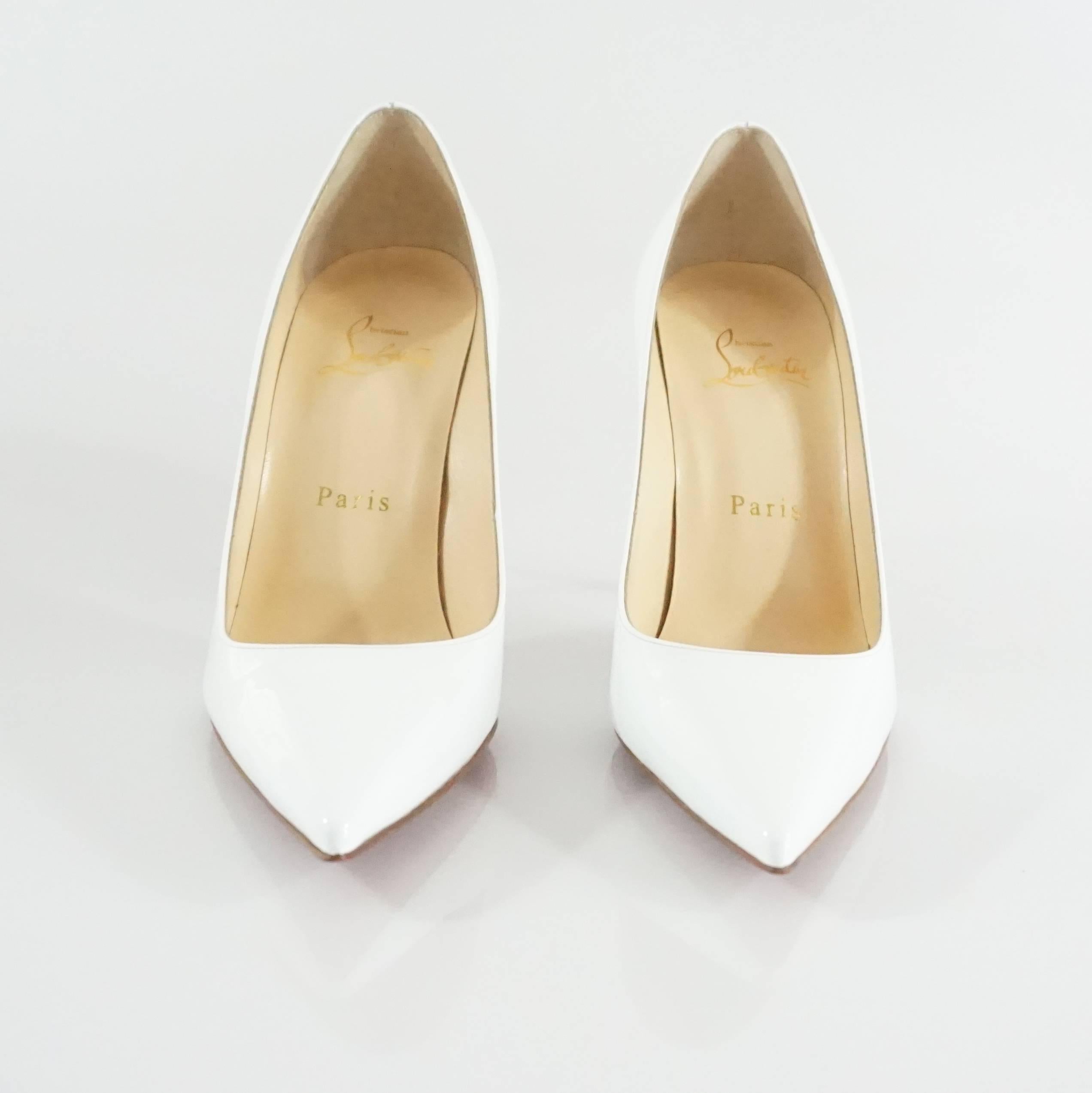 Louboutin White Patent Pumps - 36.5 In New Condition In West Palm Beach, FL