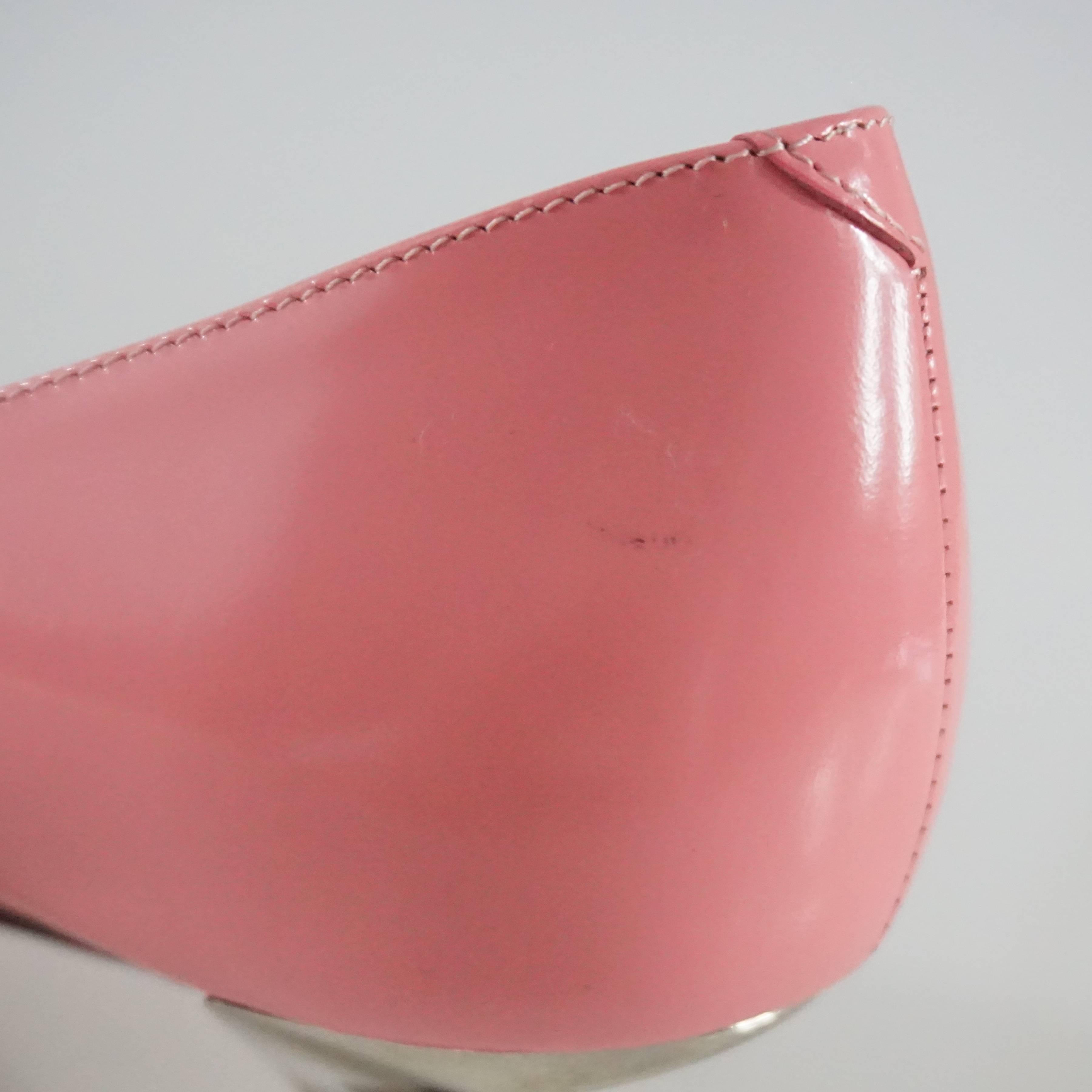 Roger Vivier Pink Leather Flats with Silver Heel - 37 For Sale 2