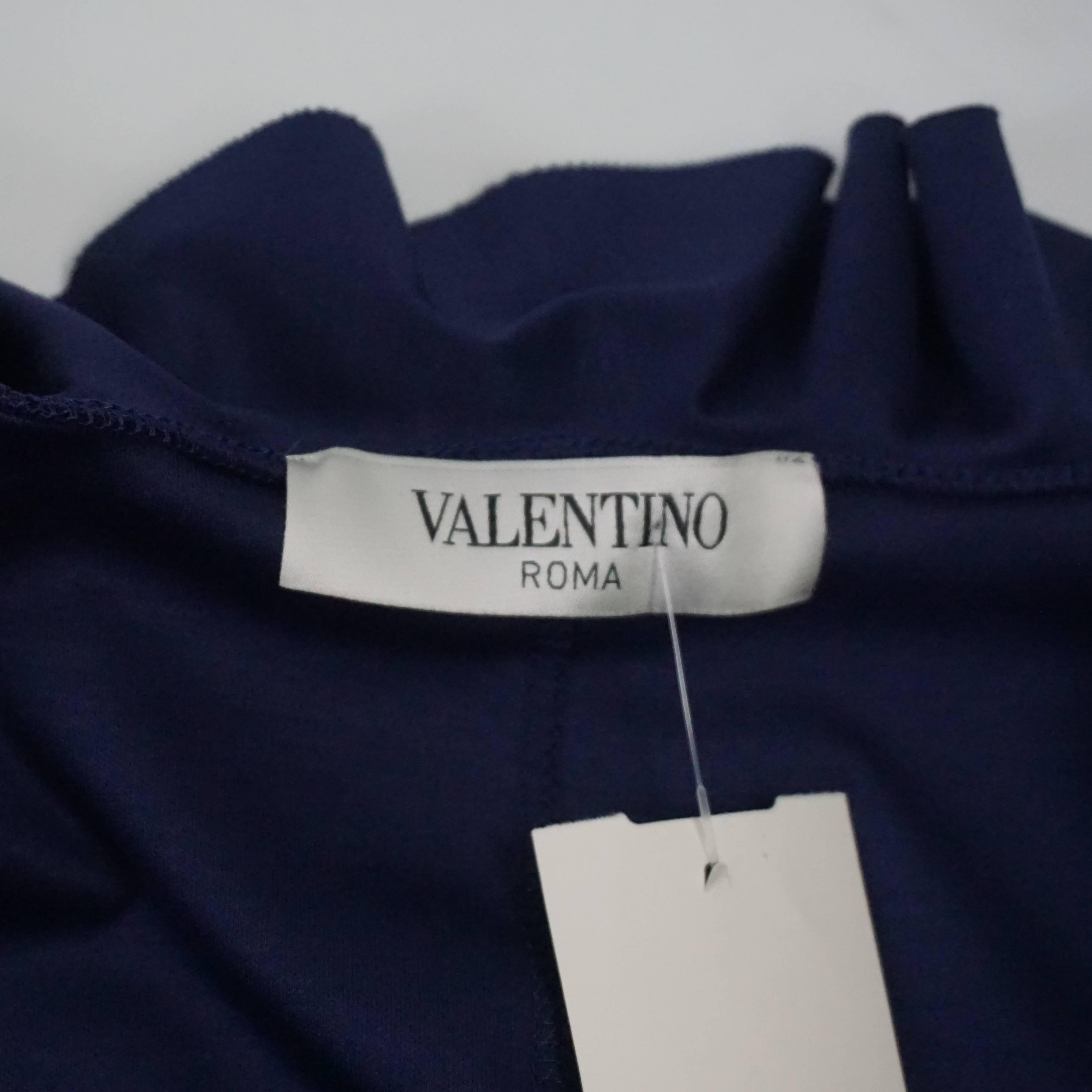 Valentino Navy Cotton Sleeveless Ruffle - 8 In Excellent Condition In West Palm Beach, FL