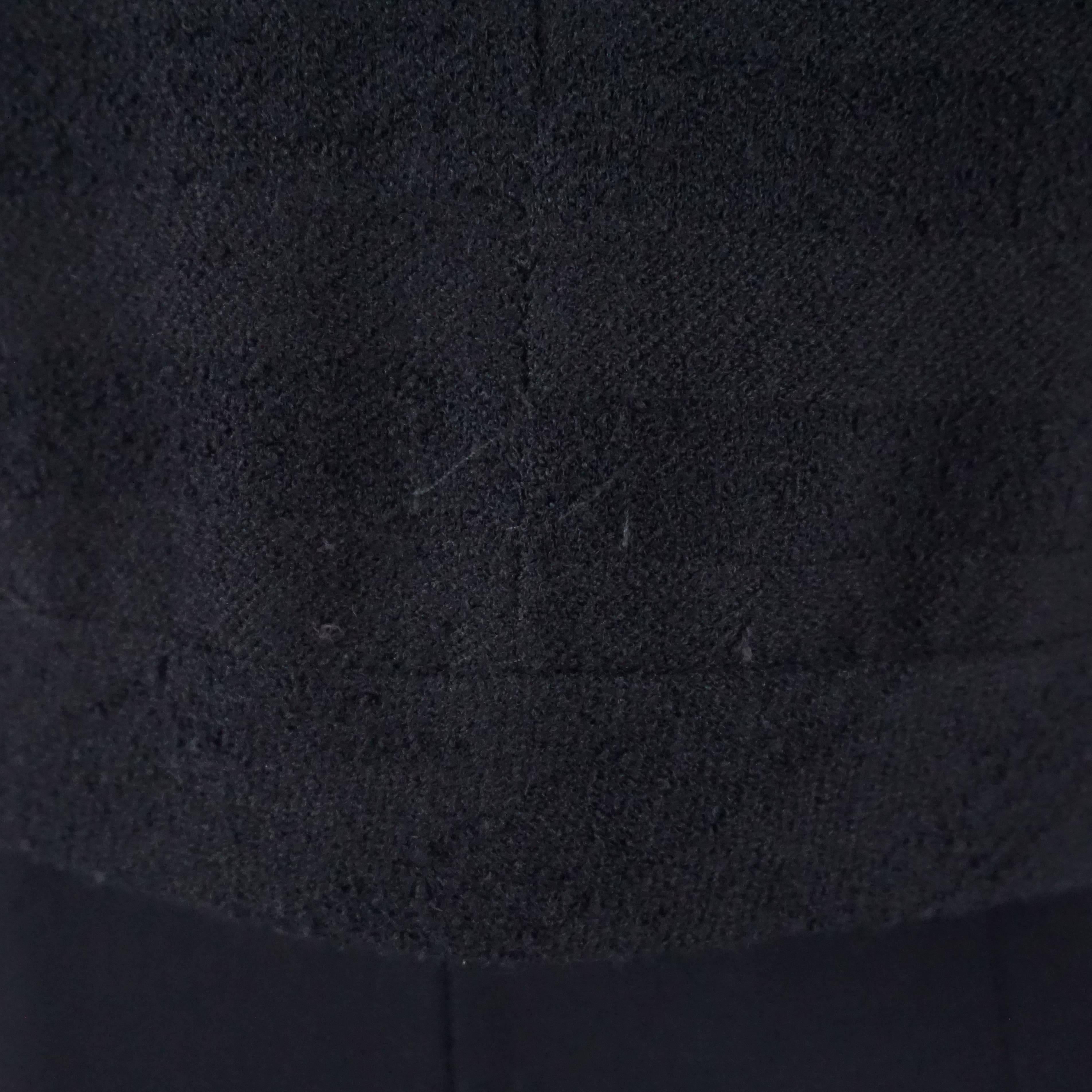 Chanel Navy Wool Classic Style Jacket with matching pleated skirt - 34 - 1990s 2