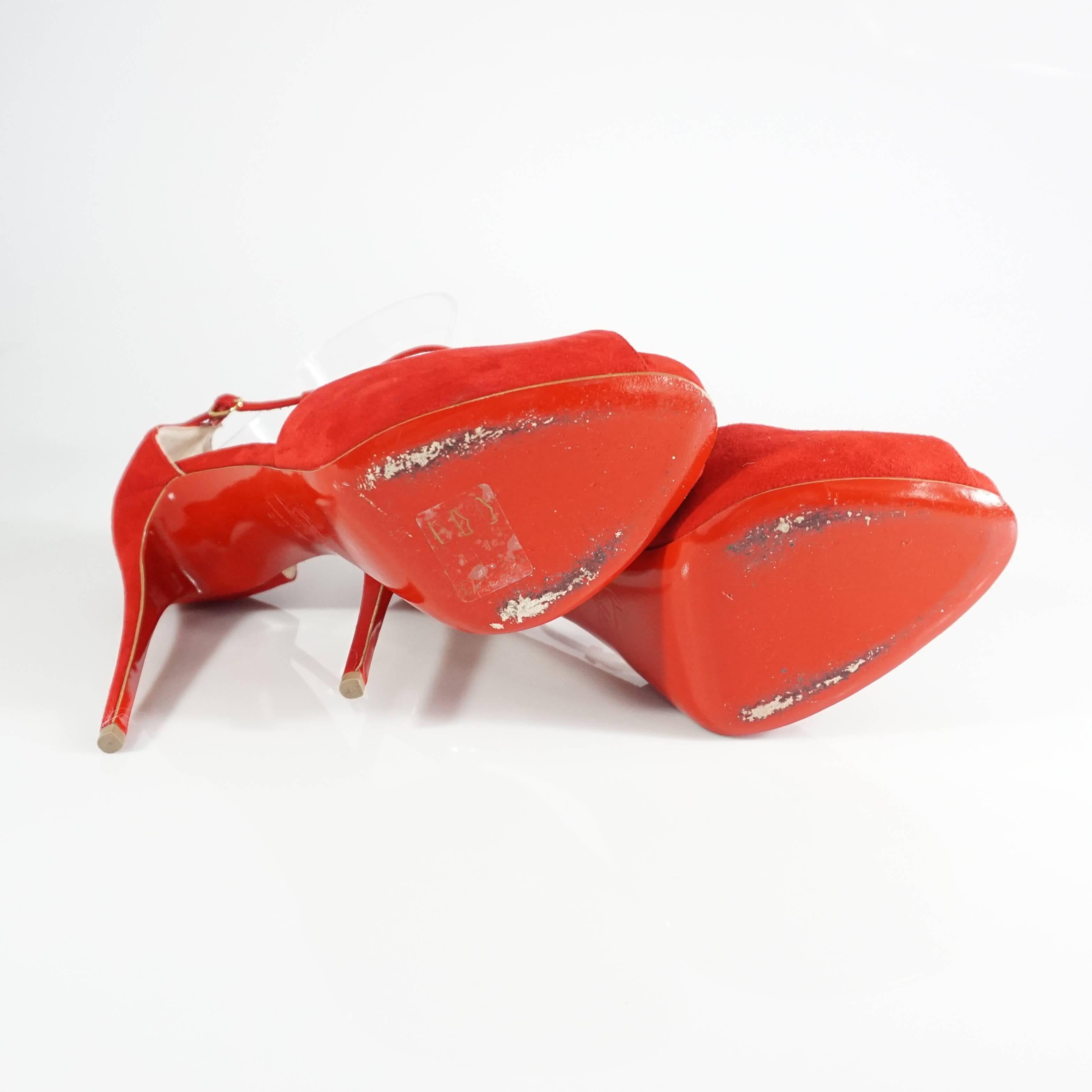 Women's Christian Louboutin Red Suede Strappy Heels - 38