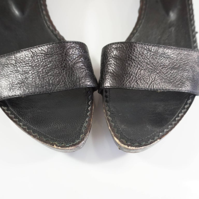 black flat slides