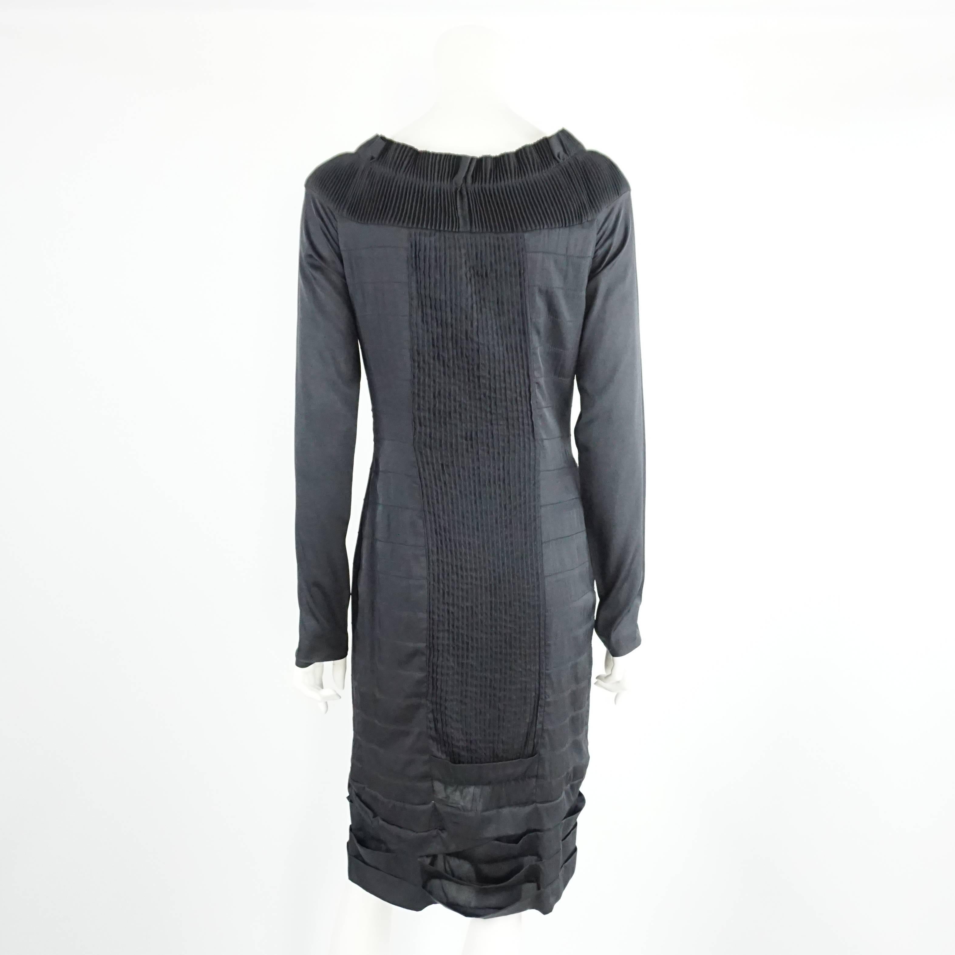 Tom Ford for Gucci Black Asian Inspired Pleated Runway Dress - 44  In Good Condition In West Palm Beach, FL