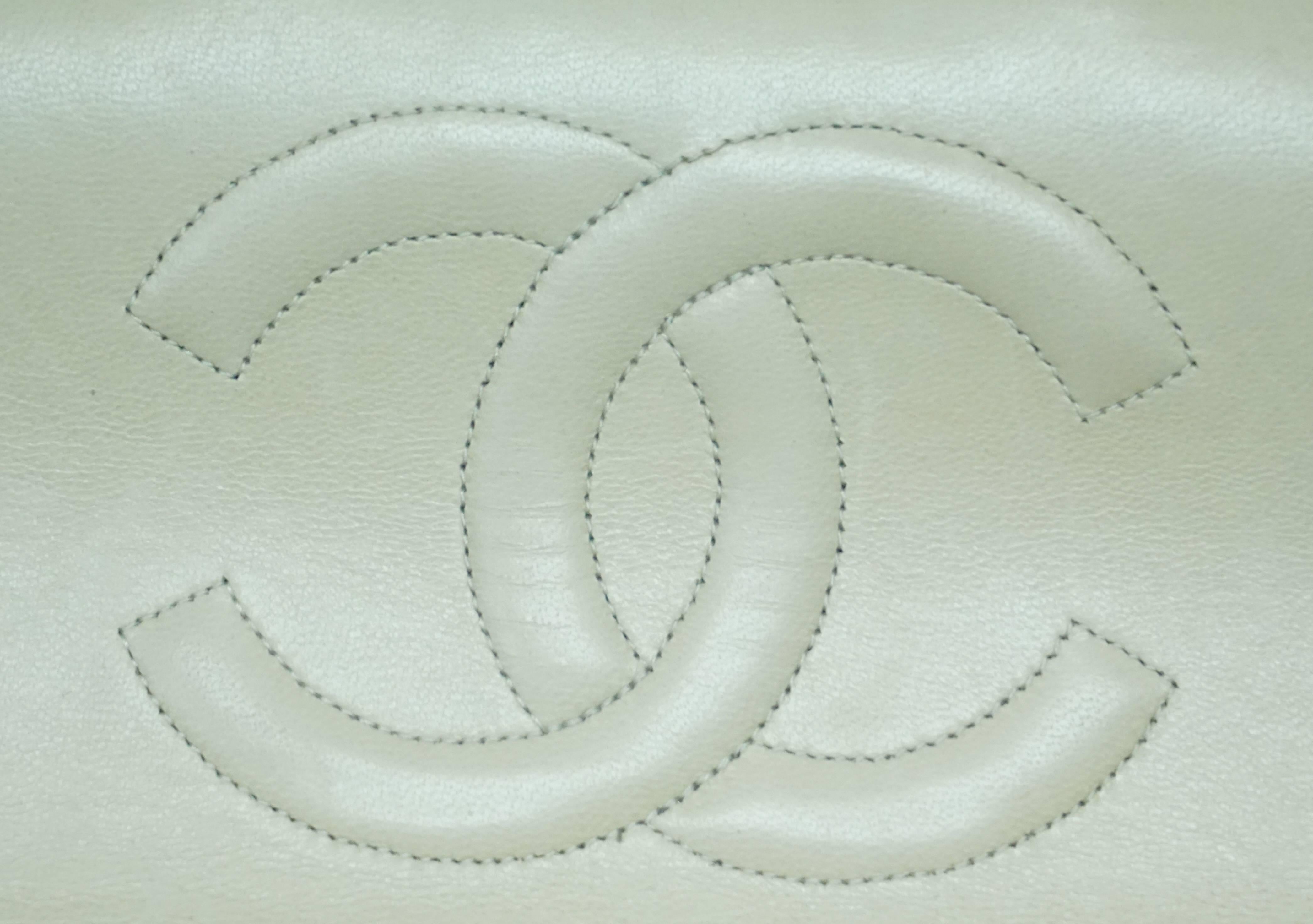 Chanel Gold Fabric Maxi Single Flap Handbag - GHW - Early 90's 1