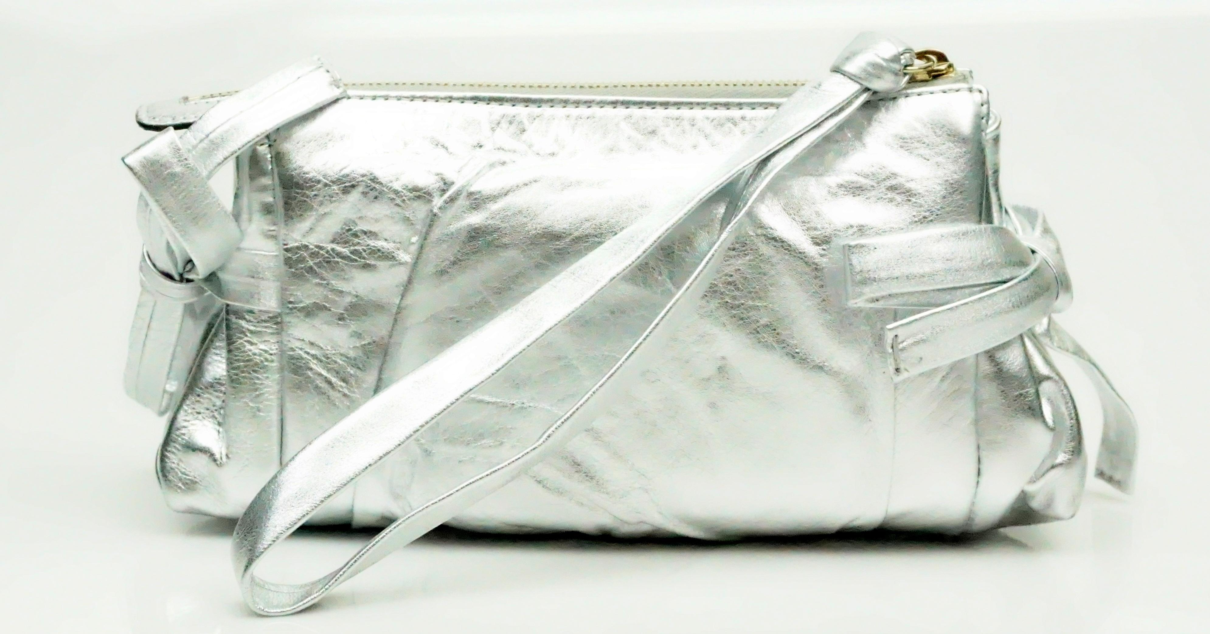 gucci silver clutch