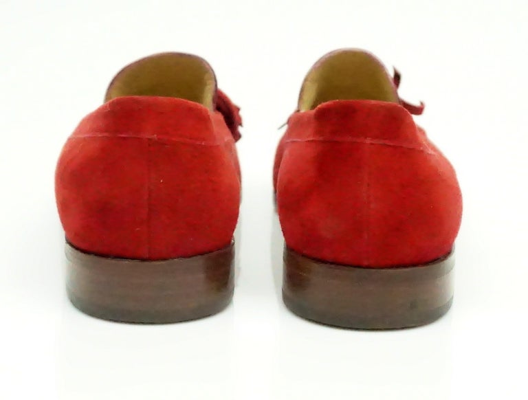 Gucci Vintage Red Suede Tassel Loafer For Sale at 1stDibs | red suede ...