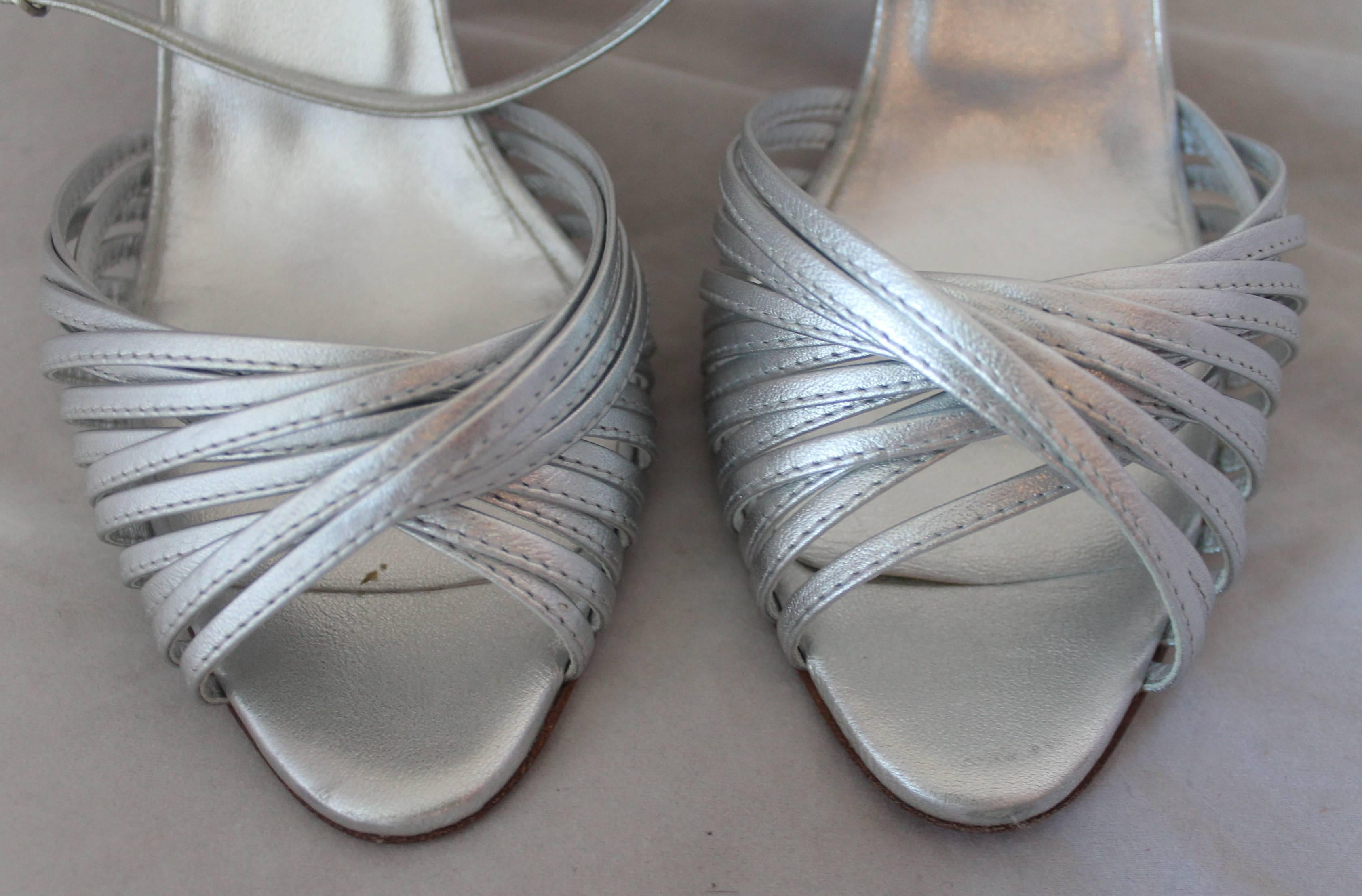 Christian Louboutin Silver Strappy Leather Sandal with Ankle Strap - 39.5 In Excellent Condition In West Palm Beach, FL