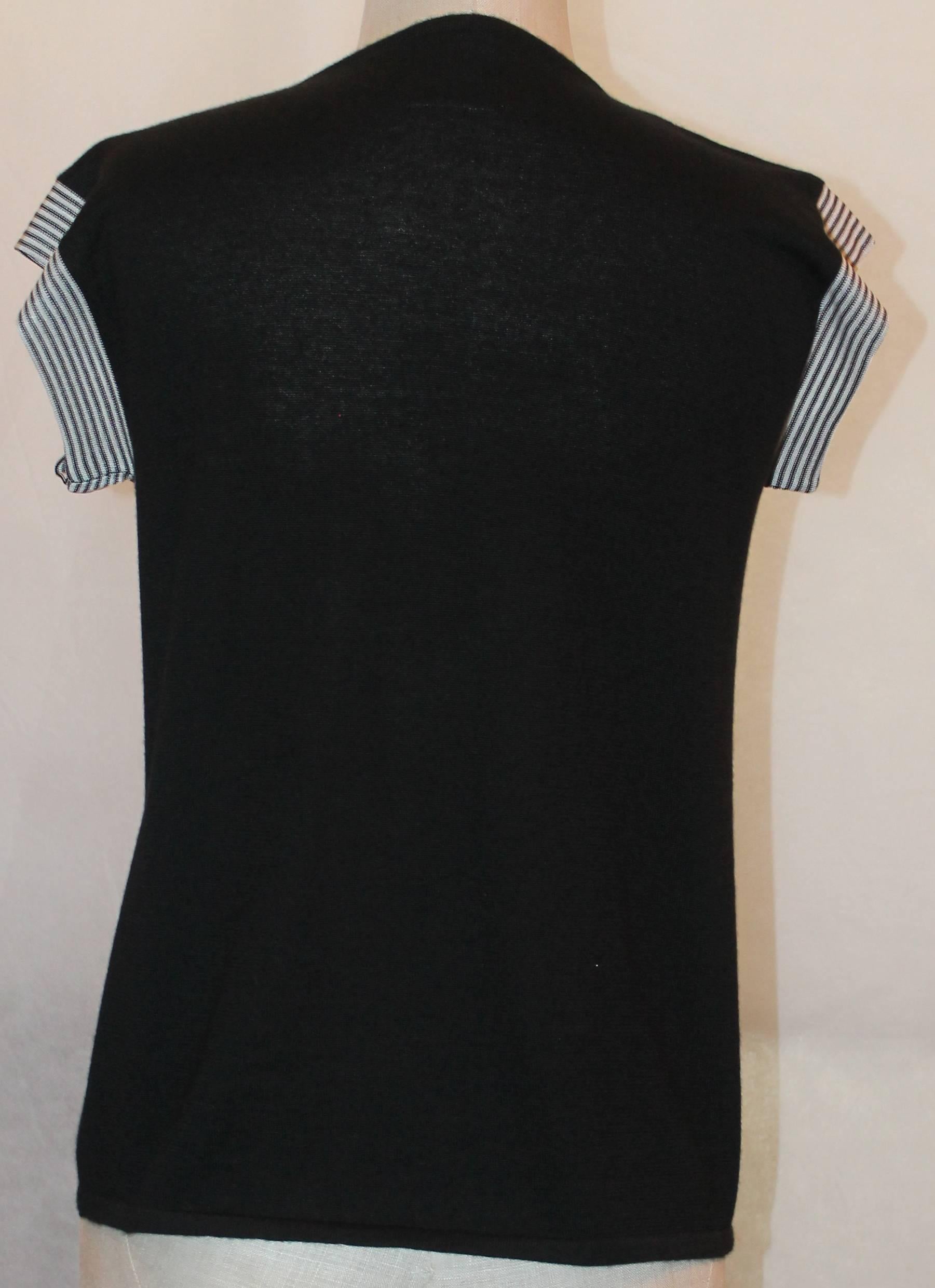 Women's Chanel 2007 Black Cashmere & Silk Top w/ Bow & Chain Detail - 40 