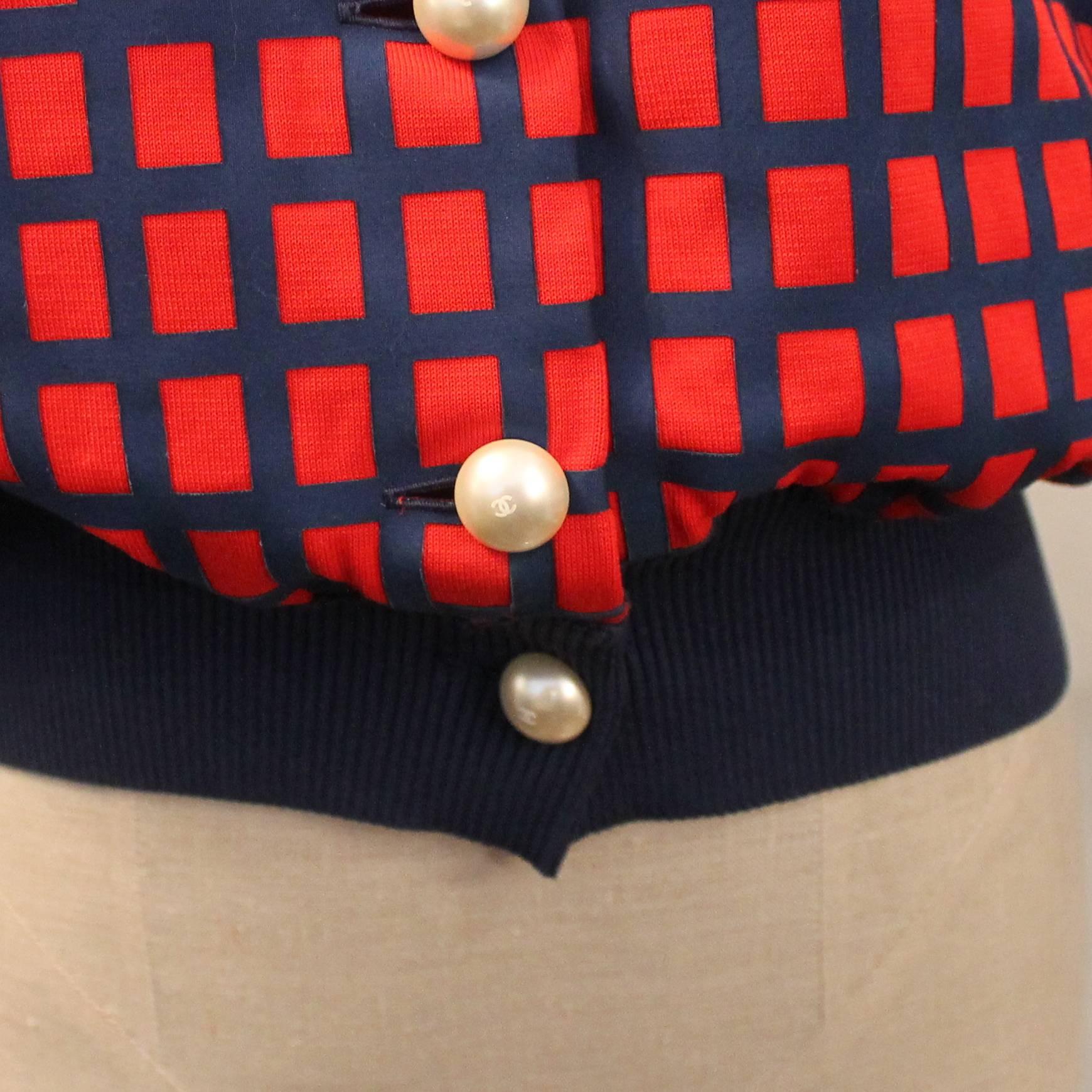 Women's Chanel Red and Blue Windowpane Print Jacket w/ Pearl Buttons - 42