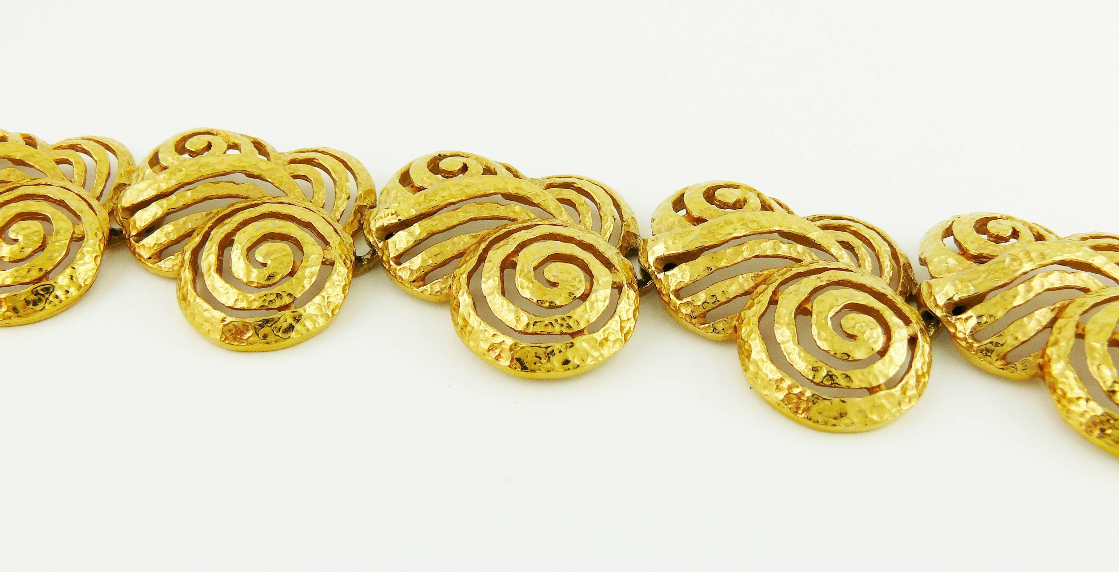 Lanvin Vintage Gold Tone Art Deco Style Bracelet In Excellent Condition For Sale In Nice, FR