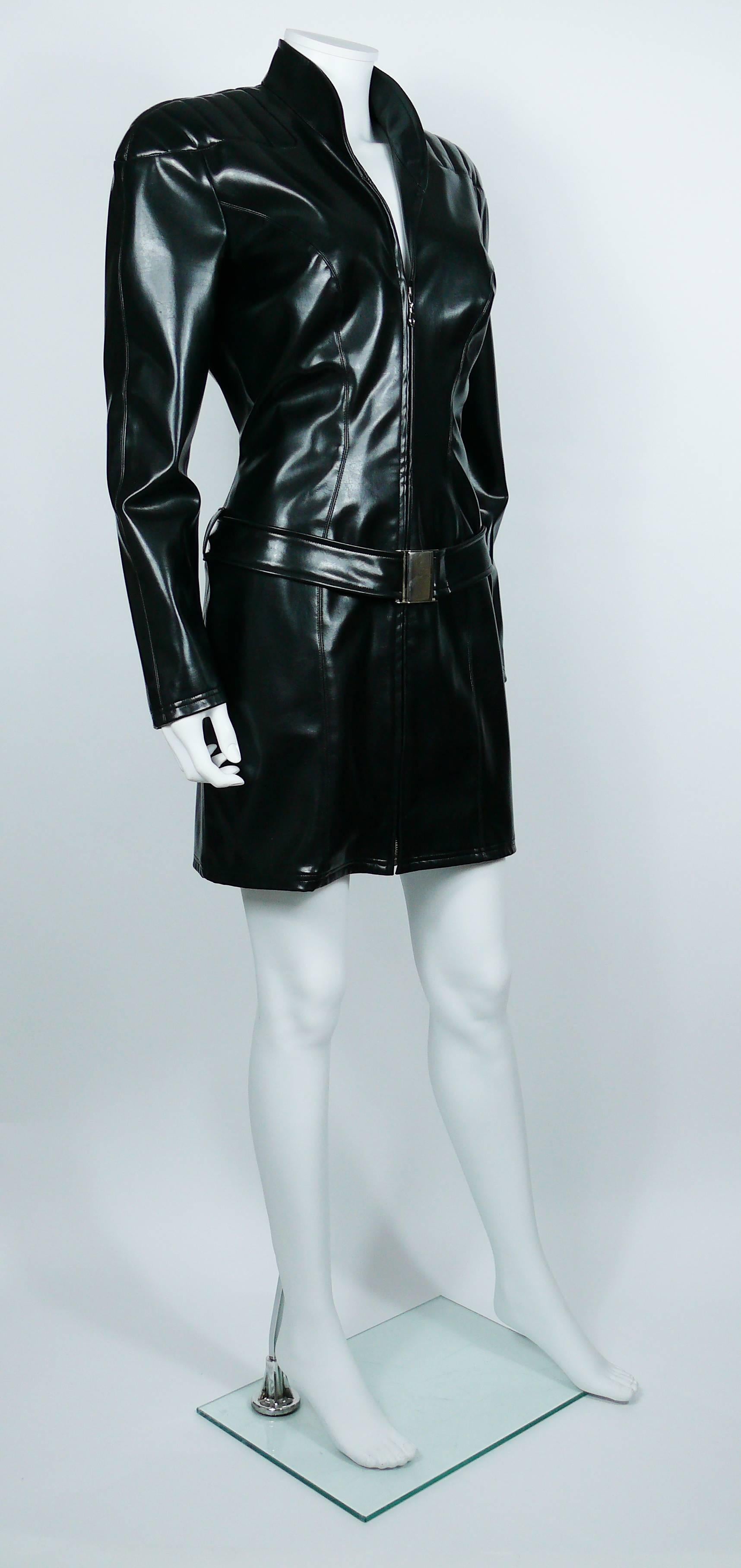 THIERRY MUGLER vintage black stretch rubber belted dress.

This dress features :
- Great sculpted design typical from MUGLER's cut.
- Armor style matelasse details on shoulers.
- Shoulder pads.
- Long zip closure at the front.
- Gorgeous plunging