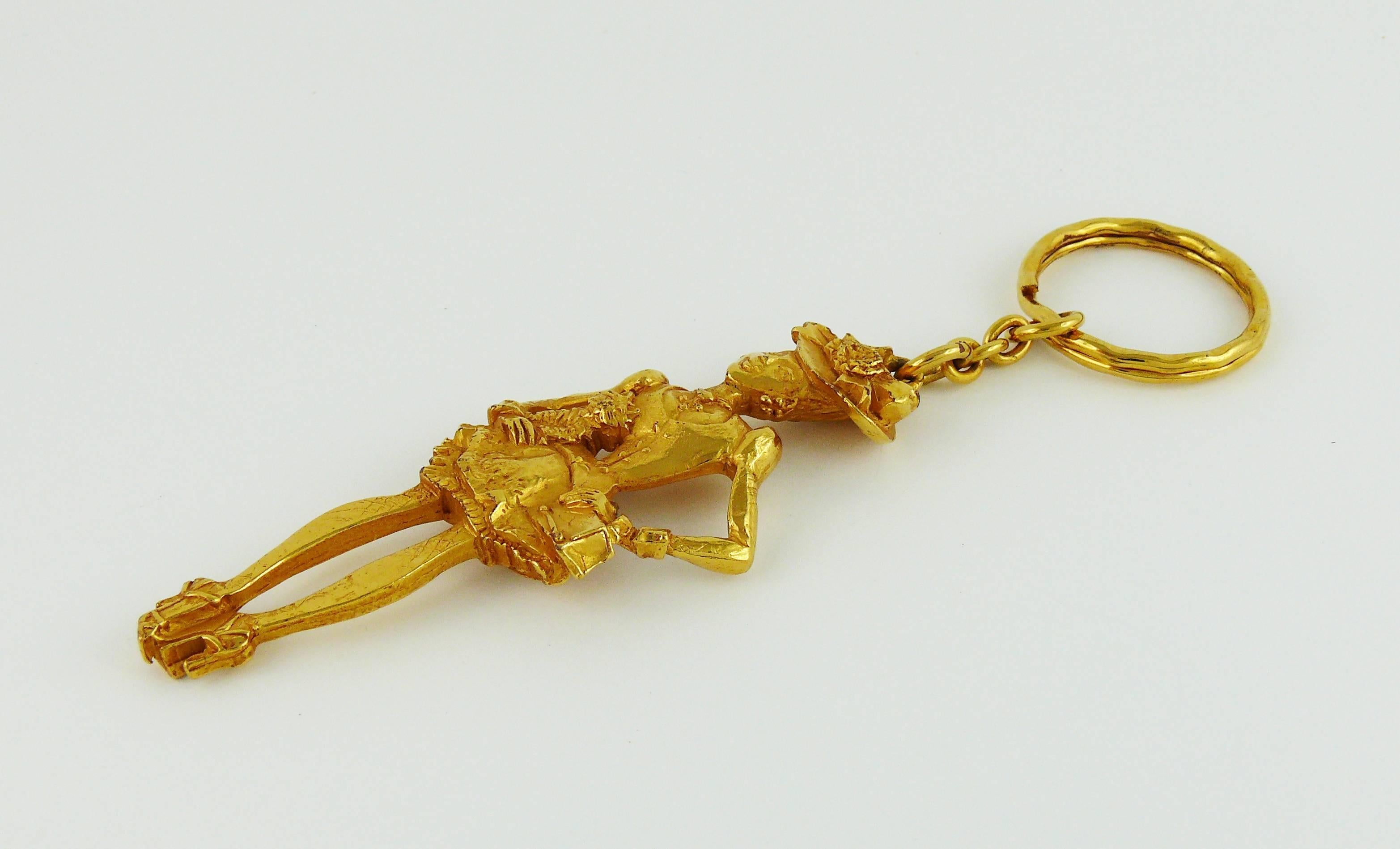 Christian Lacroix Vintage Gold Tone Figural Key Ring Bag Charm In Excellent Condition In Nice, FR