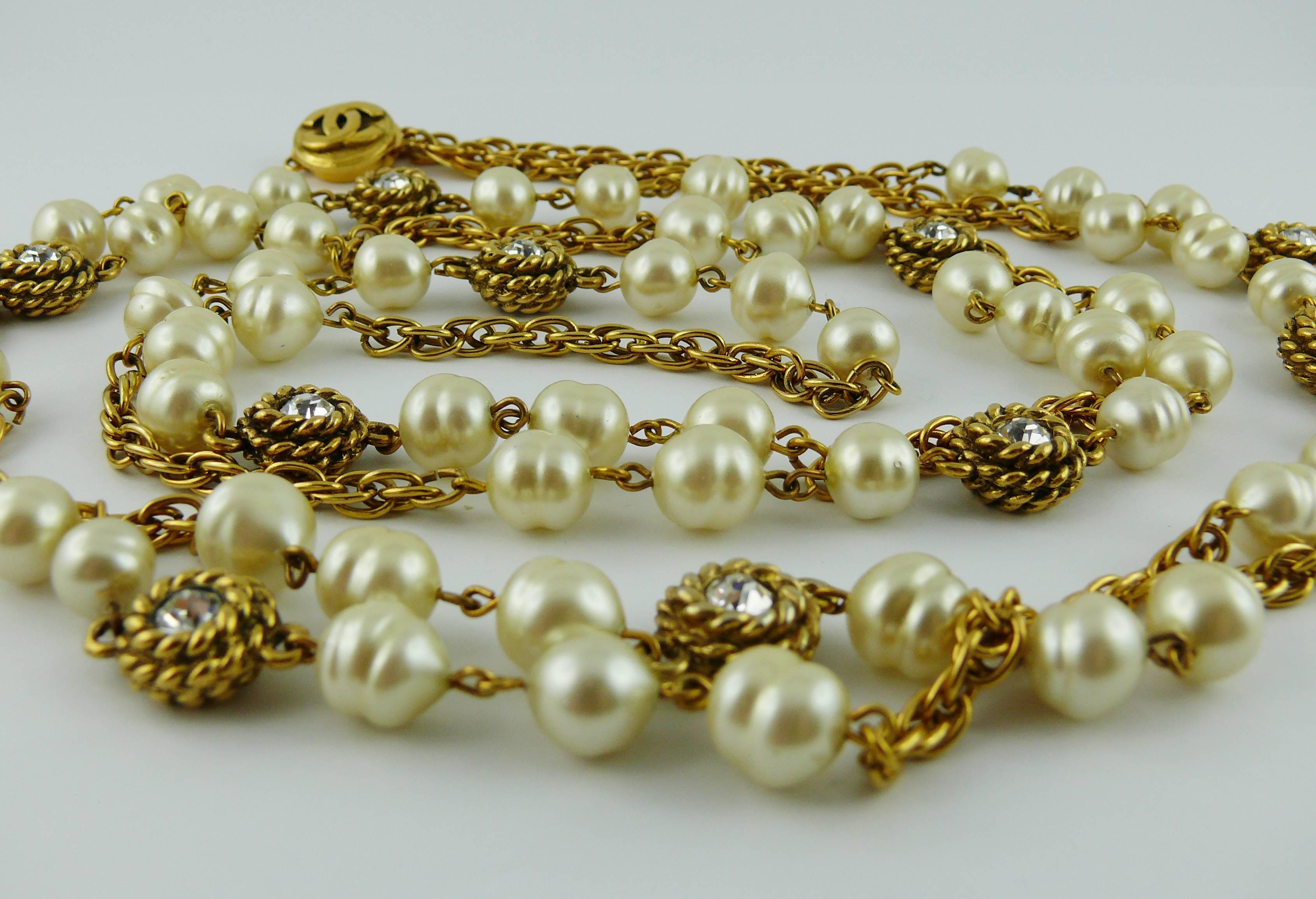 Women's Chanel Vintage 1980s Classic Pearl and Crystal Sautoir Necklace