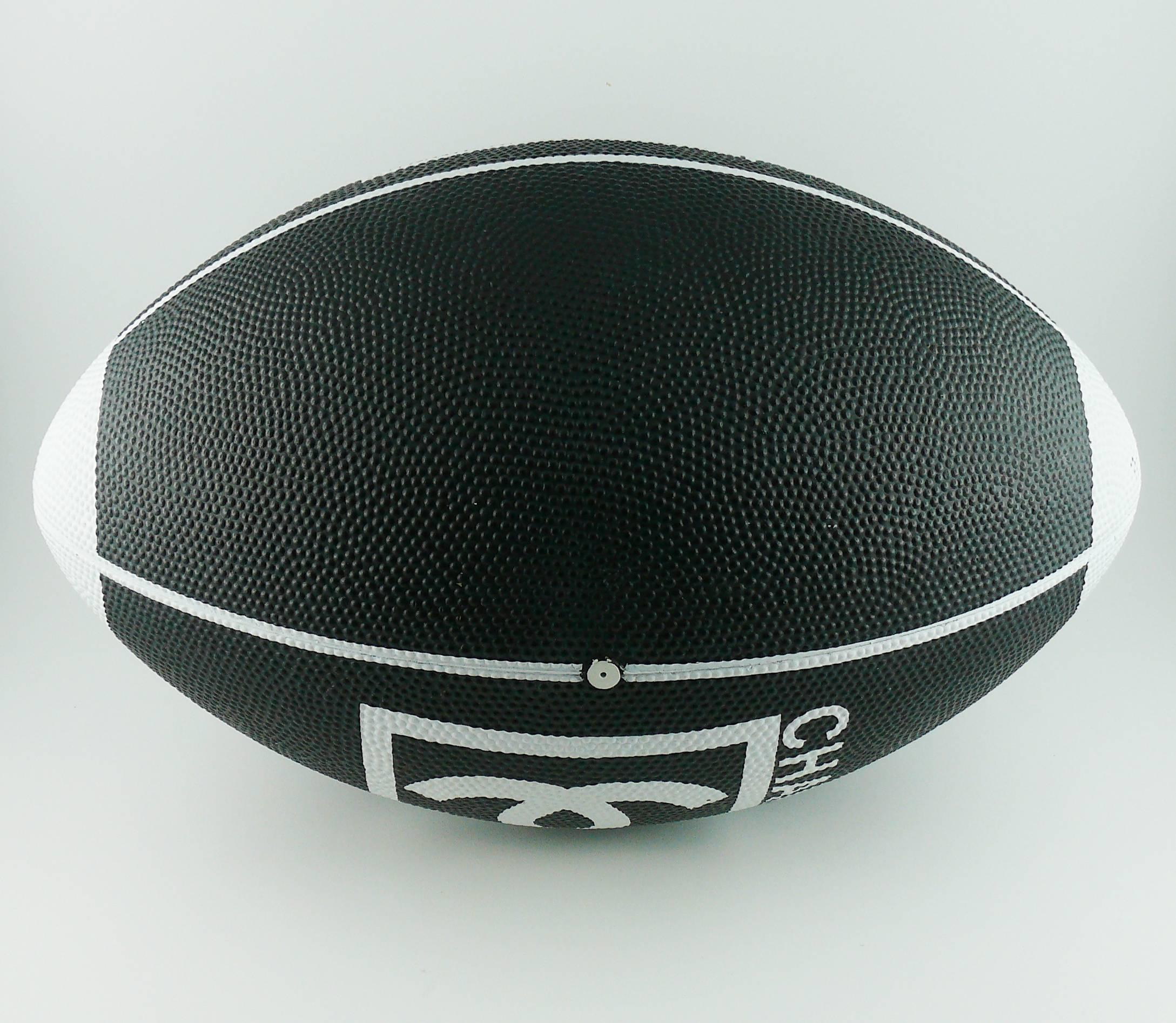 Chanel Rare Collector Limited Edition Rubber Rugby Ball 2007 In Excellent Condition In Nice, FR