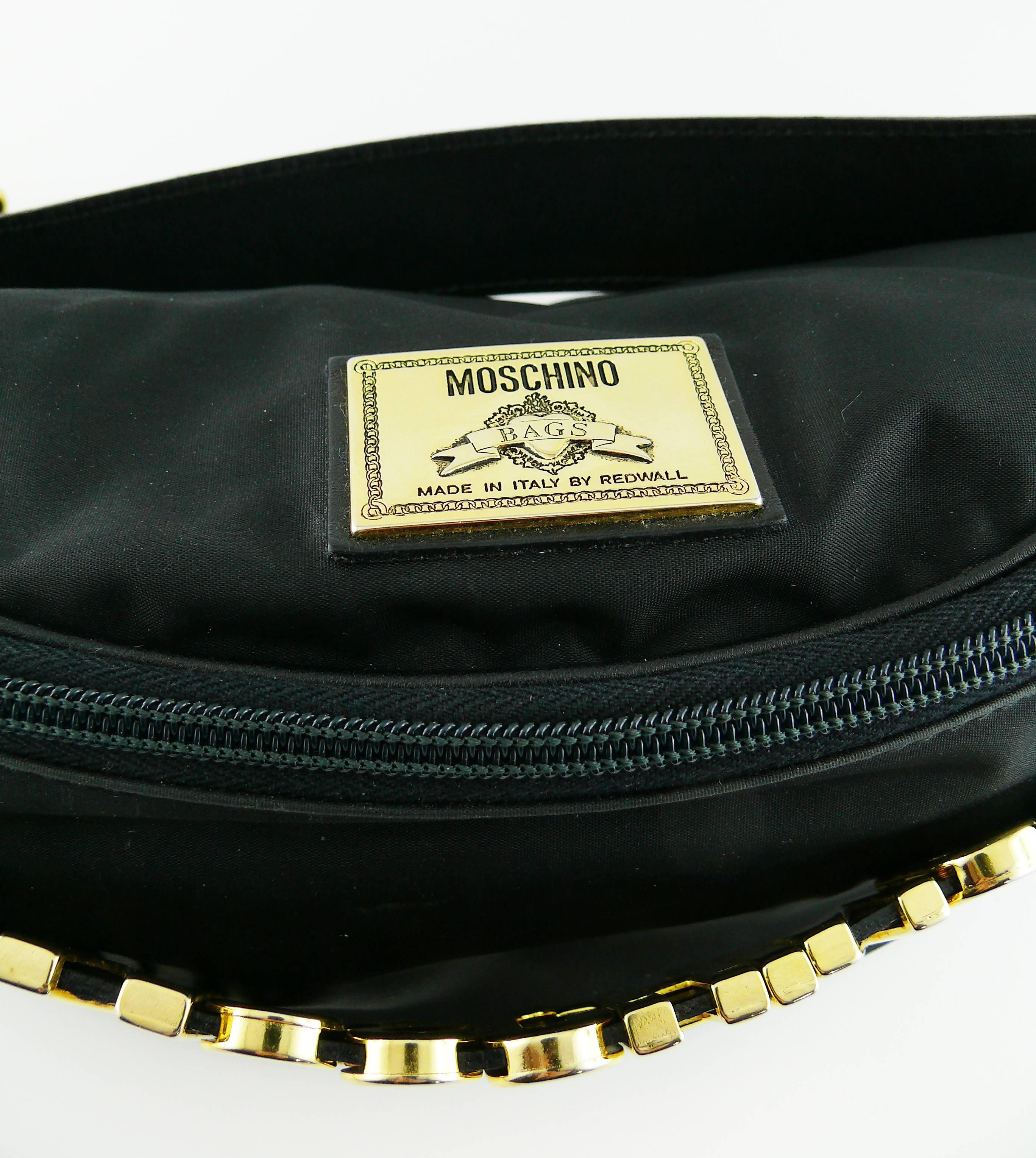 Moschino by Redwall Vintage 1990s Black Fanny Pack In Excellent Condition In Nice, FR
