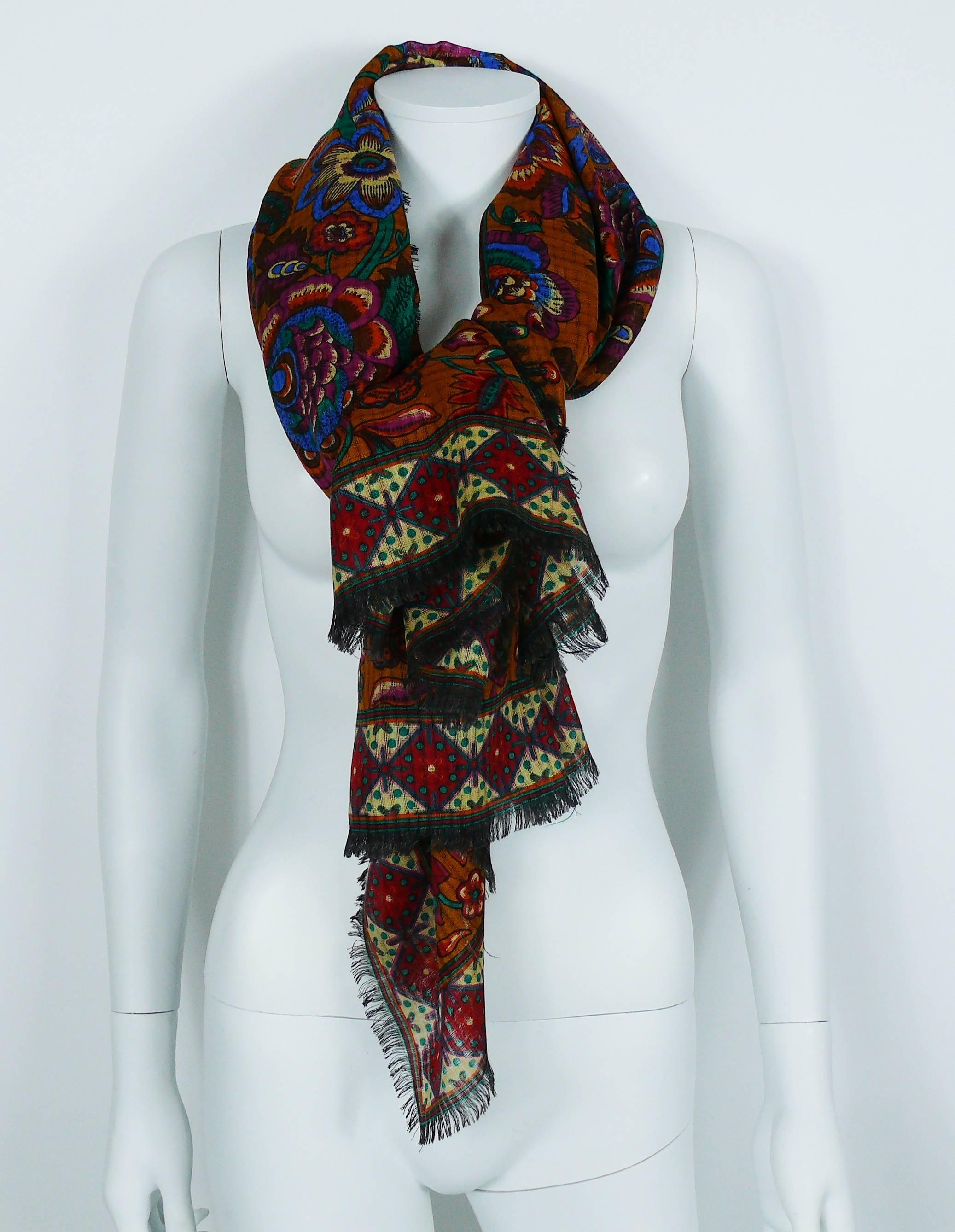 Yves Saint Laurent YSL Vintage 1970s Peasant Floral Shawl In Good Condition In Nice, FR