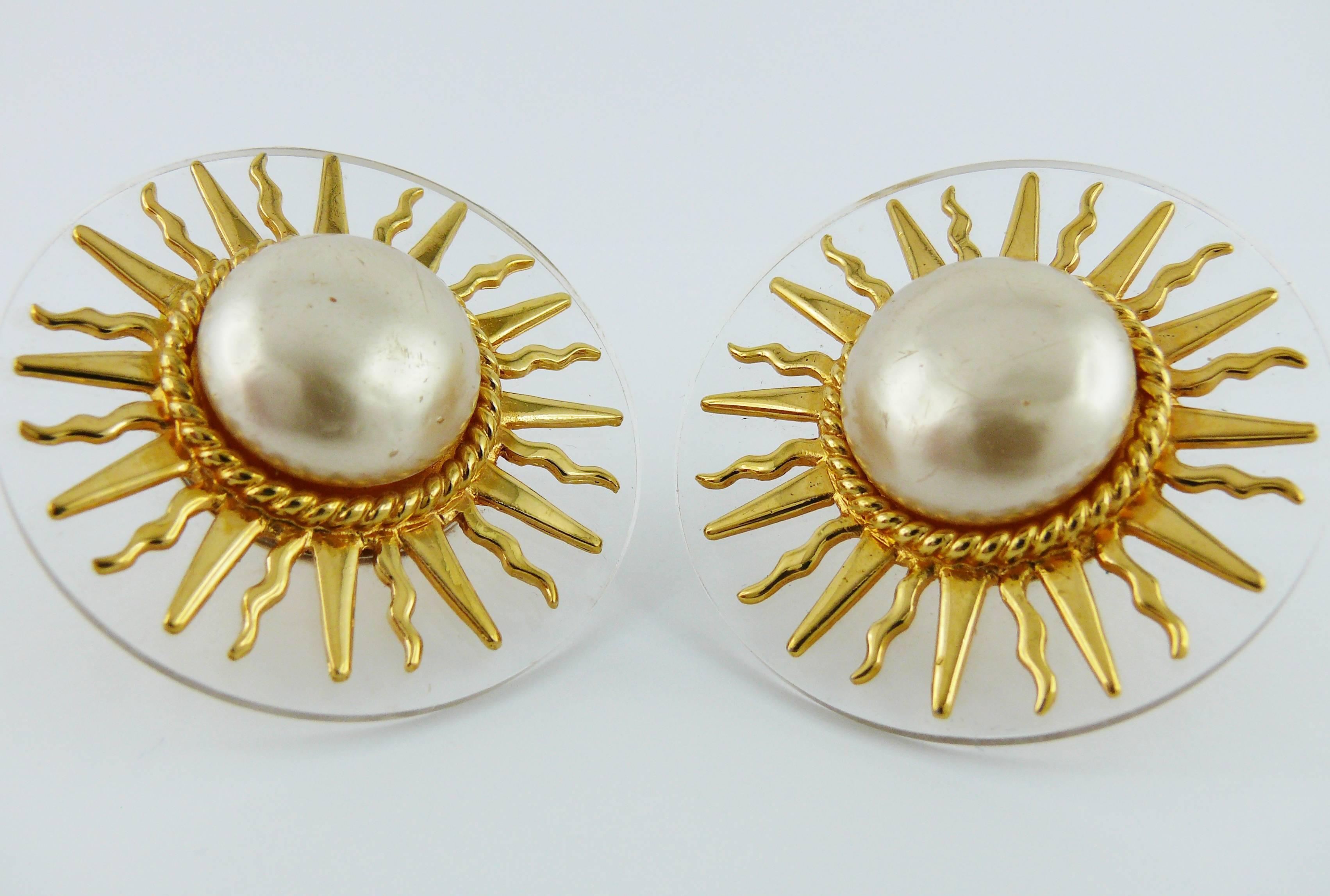 Chanel Vintage 1989 Massive Radiant sun Clip-On Earrings 2